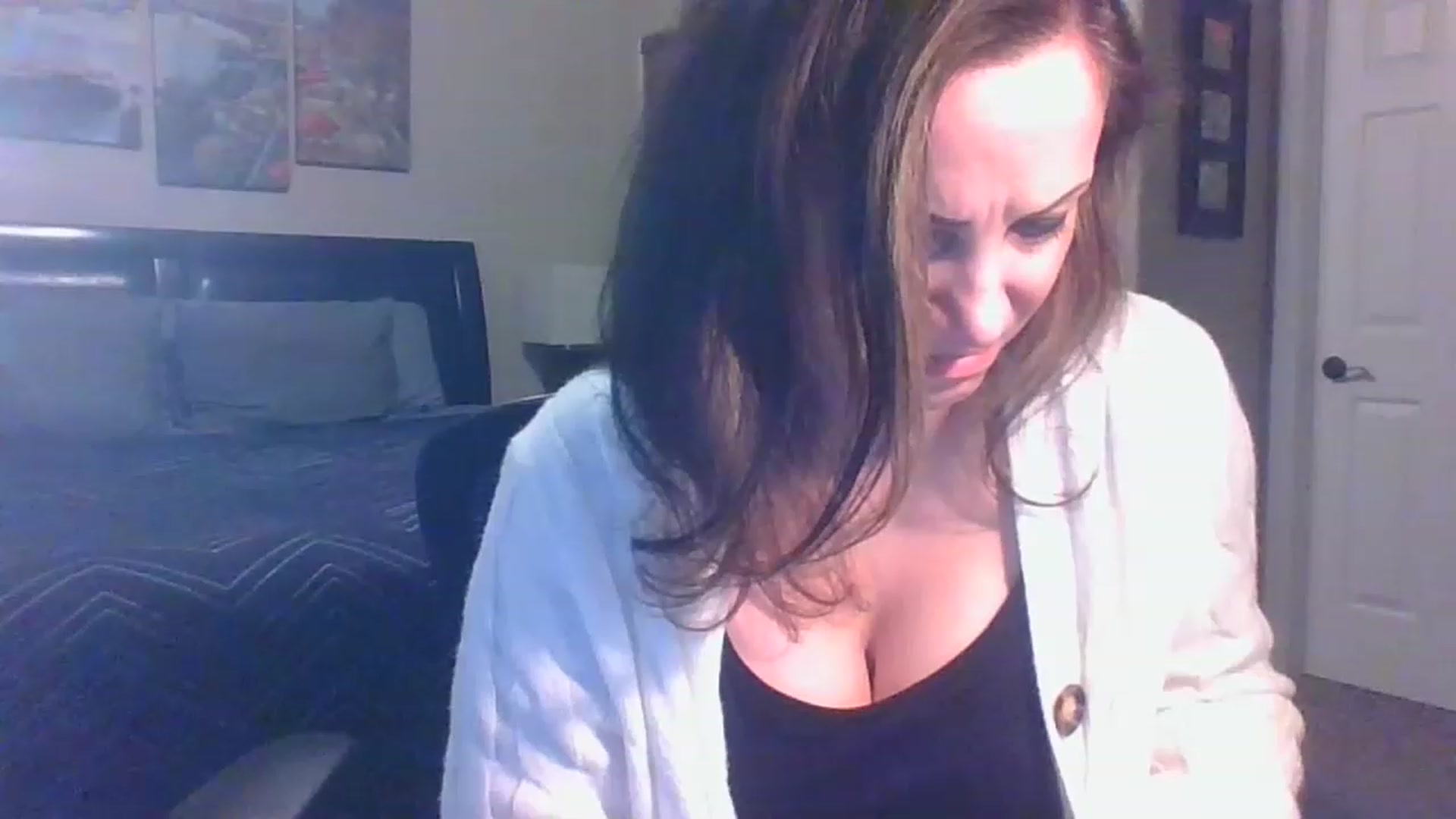 Gallery image thumbnail from LVDOLL's myfreecams stream on, 01/27/2023, 23:58 image 20 of 20