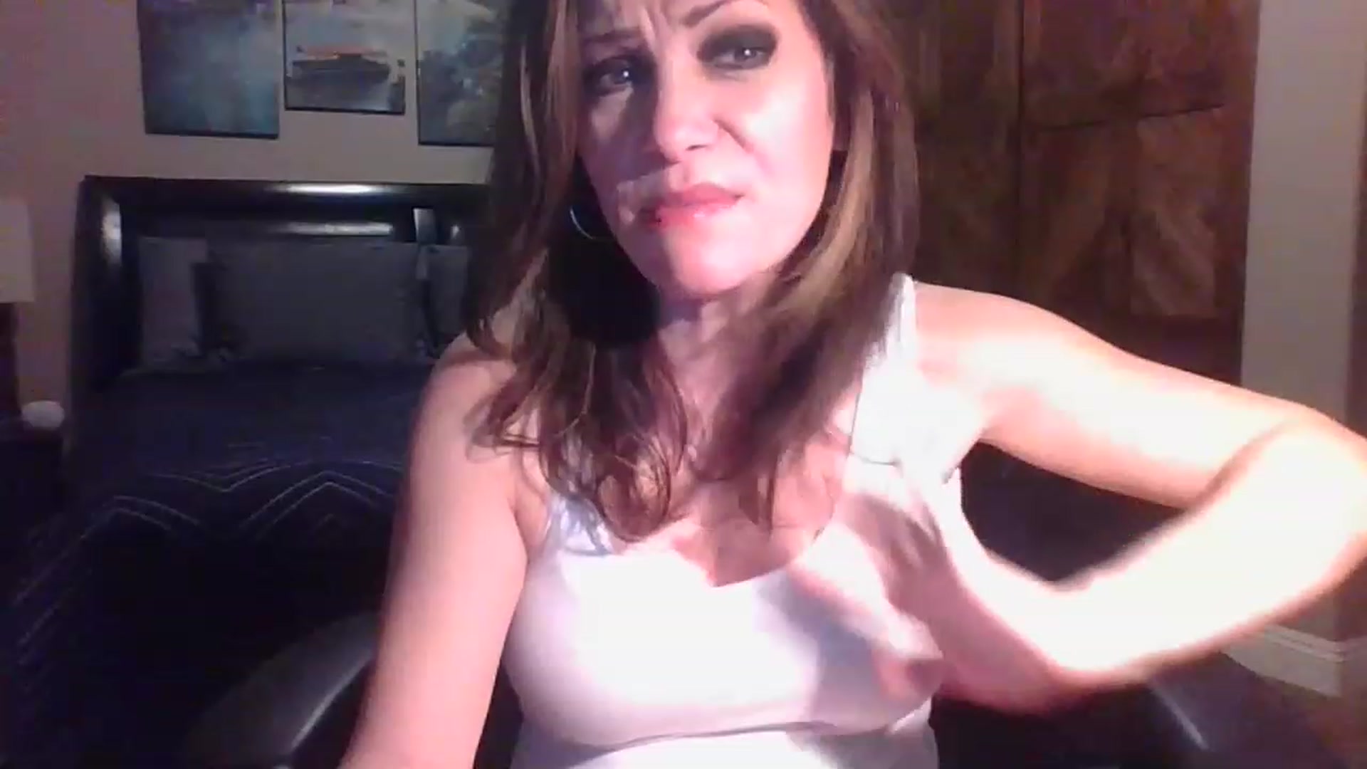 Gallery image thumbnail from LVDOLL's myfreecams stream on, 01/29/2023, 05:03 image 2 of 20