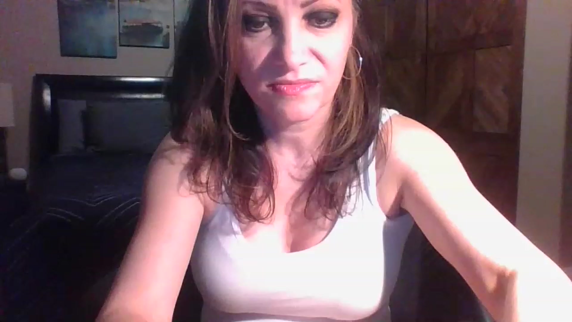 Gallery image thumbnail from LVDOLL's myfreecams stream on, 01/29/2023, 05:03 image 8 of 20