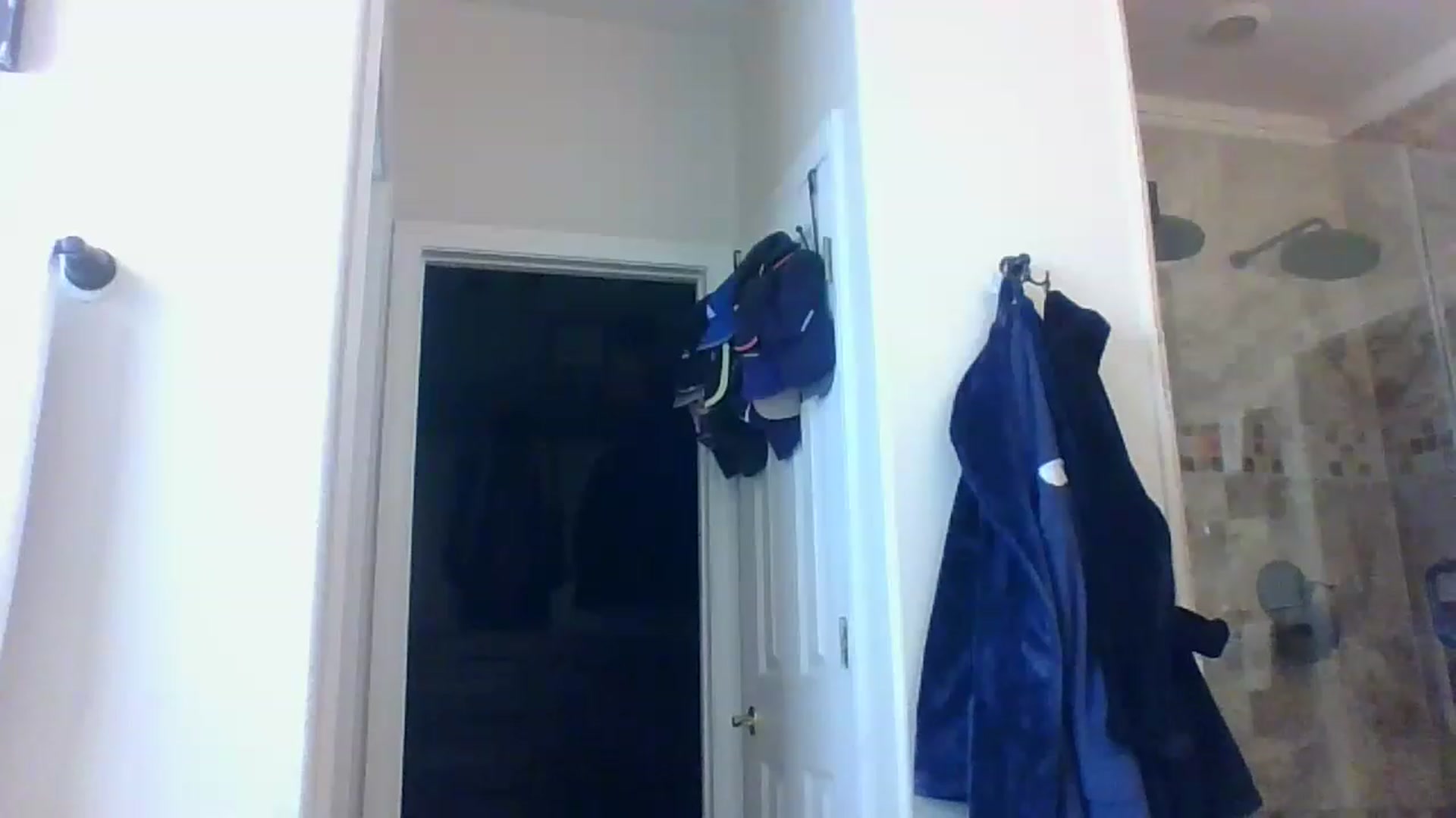 Gallery image thumbnail from LVDOLL's myfreecams stream on, 02/05/2023, 18:22 image 12 of 20