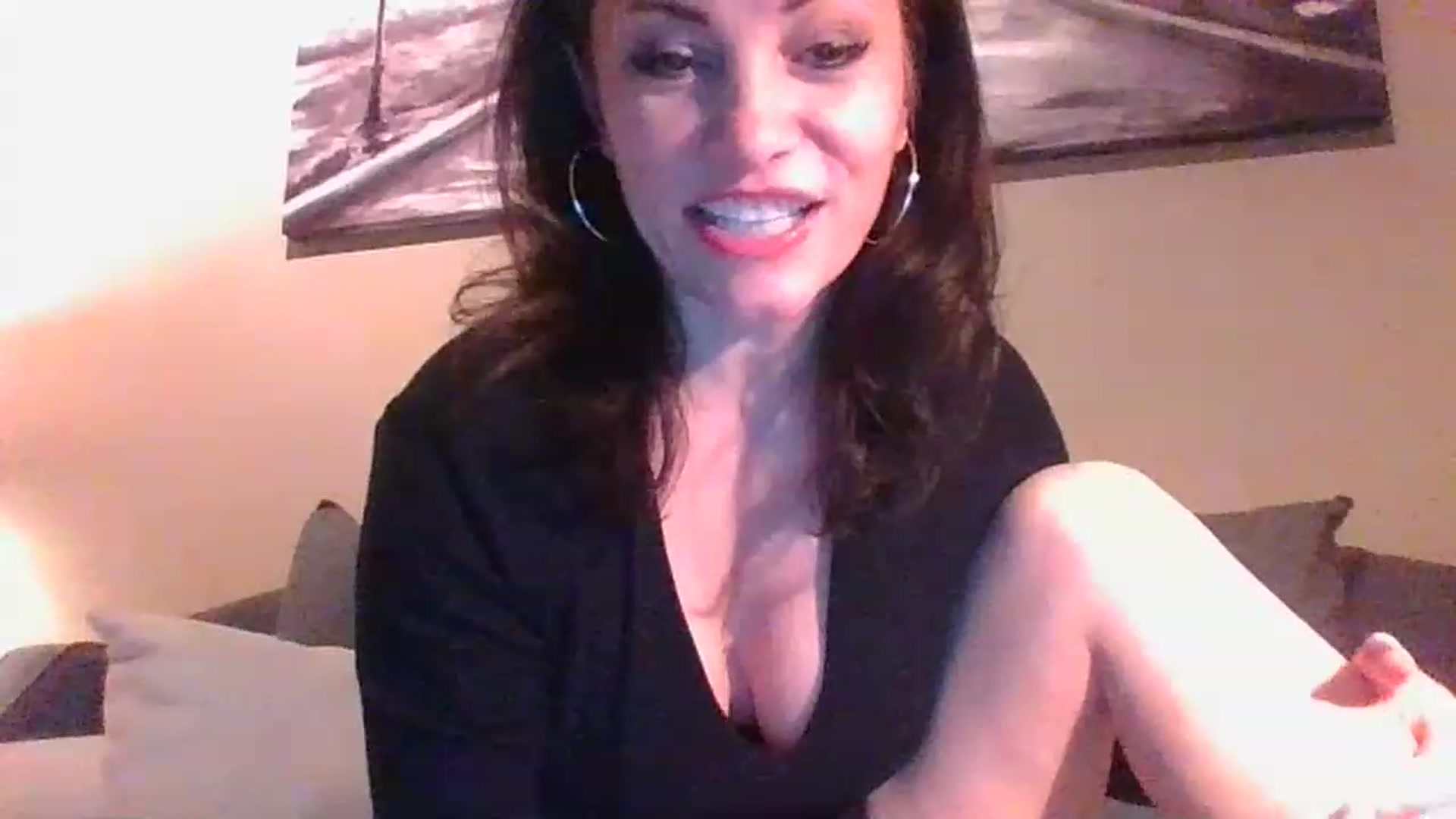 Gallery image thumbnail from LVDOLL's myfreecams stream on, 02/21/2023, 07:12 image 14 of 20