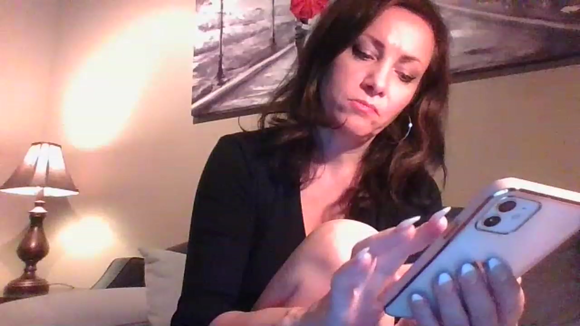 Gallery image thumbnail from LVDOLL's myfreecams stream on, 02/21/2023, 07:12 image 6 of 20