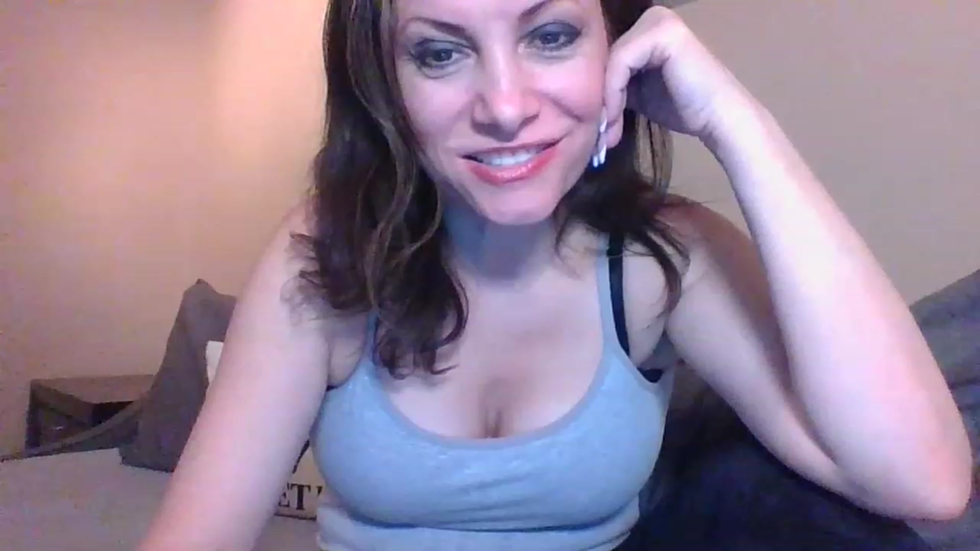Gallery image thumbnail from LVDOLL's myfreecams stream on, 02/24/2023, 06:25 image 10 of 20