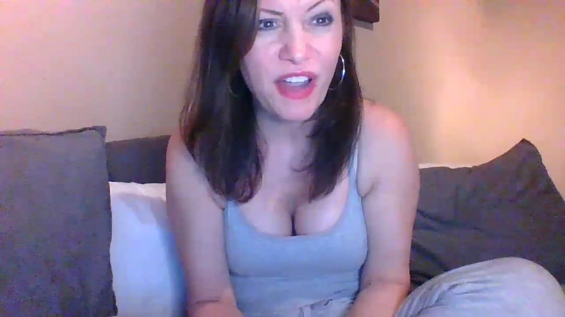 Gallery image thumbnail from LVDOLL's myfreecams stream on, 02/28/2023, 06:43 image 10 of 20