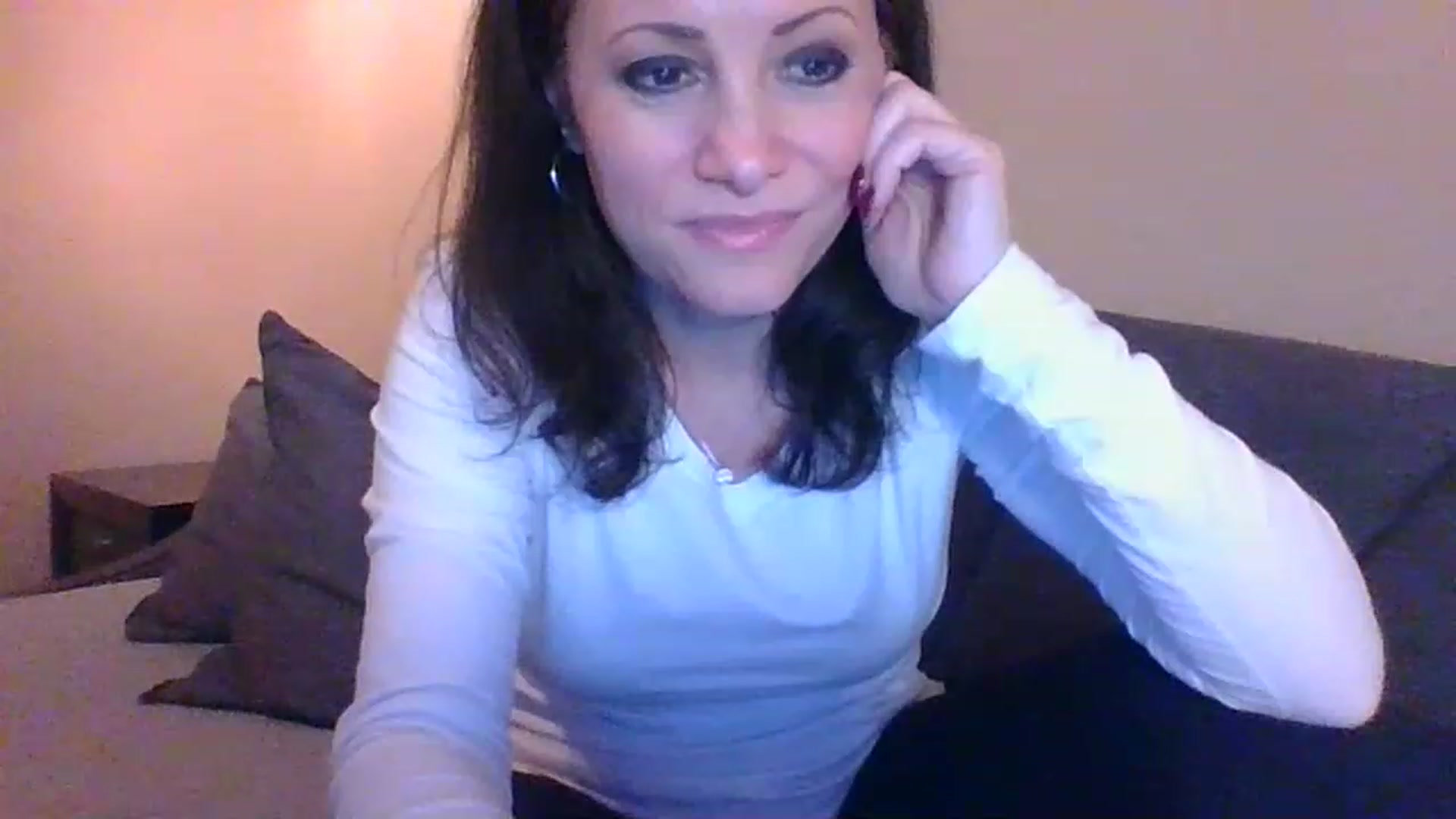 Gallery image thumbnail from LVDOLL's myfreecams stream on, 03/01/2023, 08:17 image 18 of 20