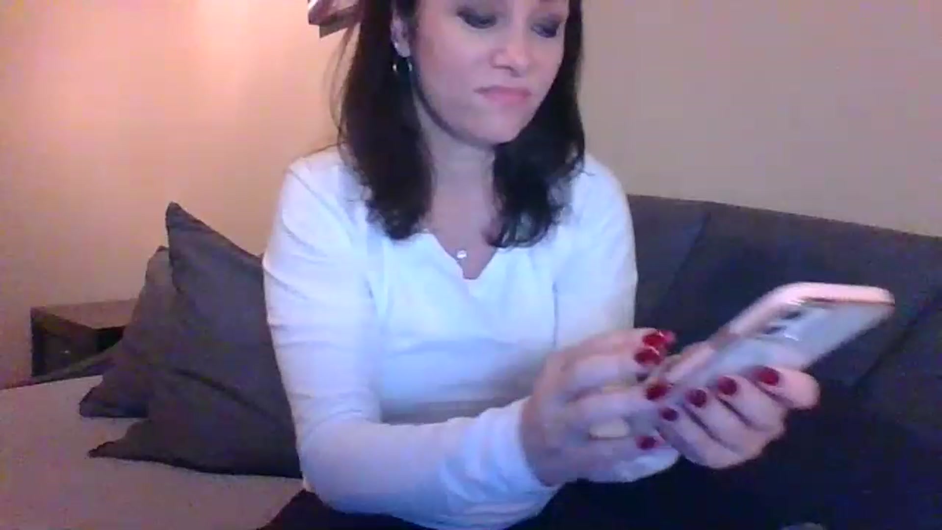 Gallery image thumbnail from LVDOLL's myfreecams stream on, 03/01/2023, 08:17 image 16 of 20