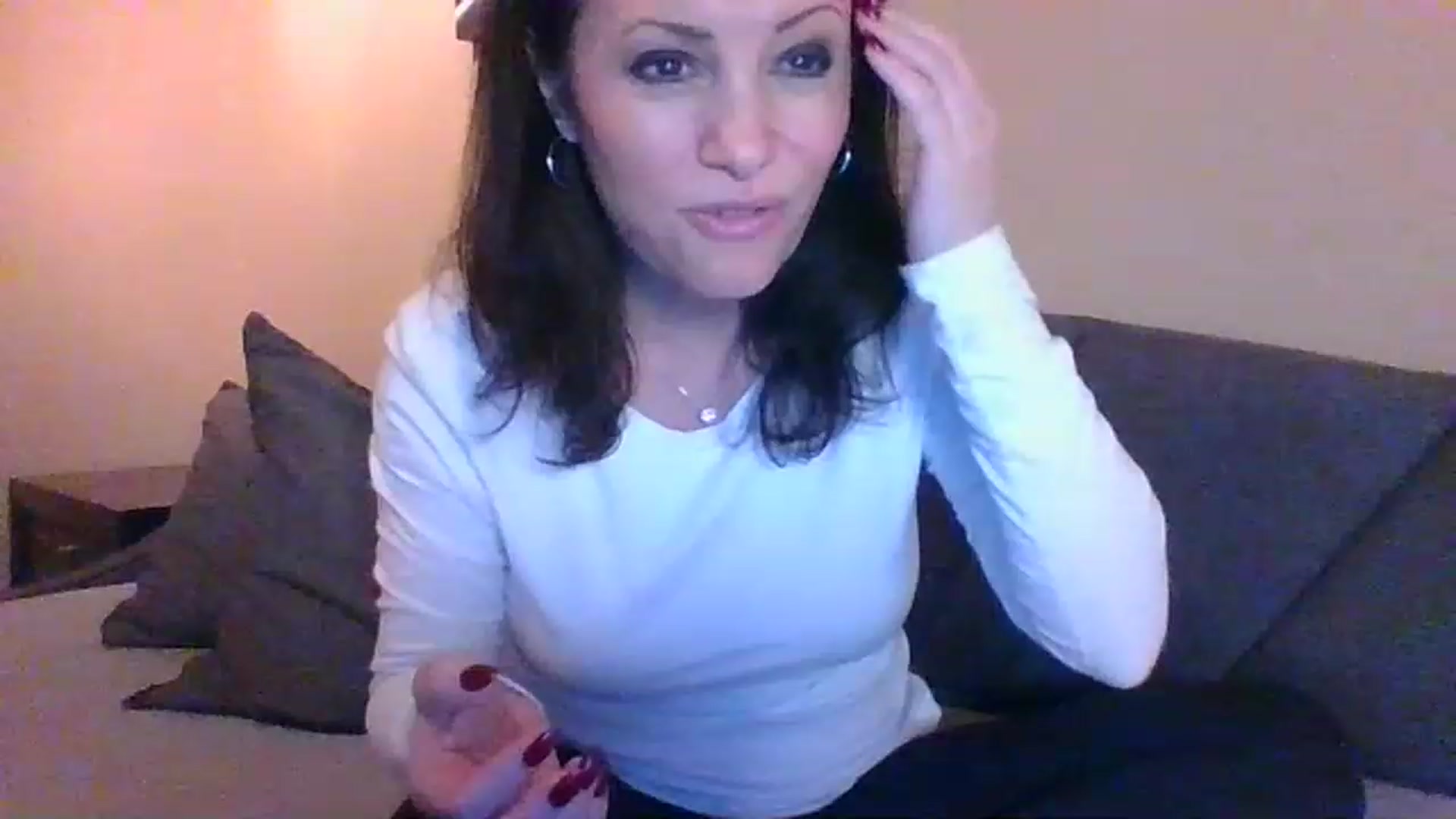 Gallery image thumbnail from LVDOLL's myfreecams stream on, 03/01/2023, 08:17 image 5 of 20