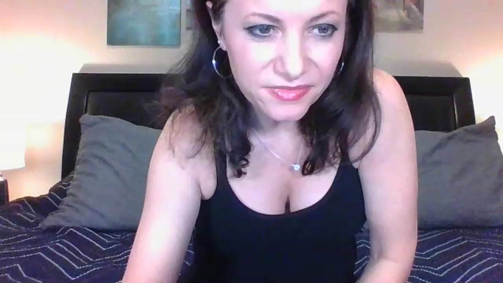 Gallery image thumbnail from LVDOLL's myfreecams stream on, 03/02/2023, 06:51 image 1 of 20