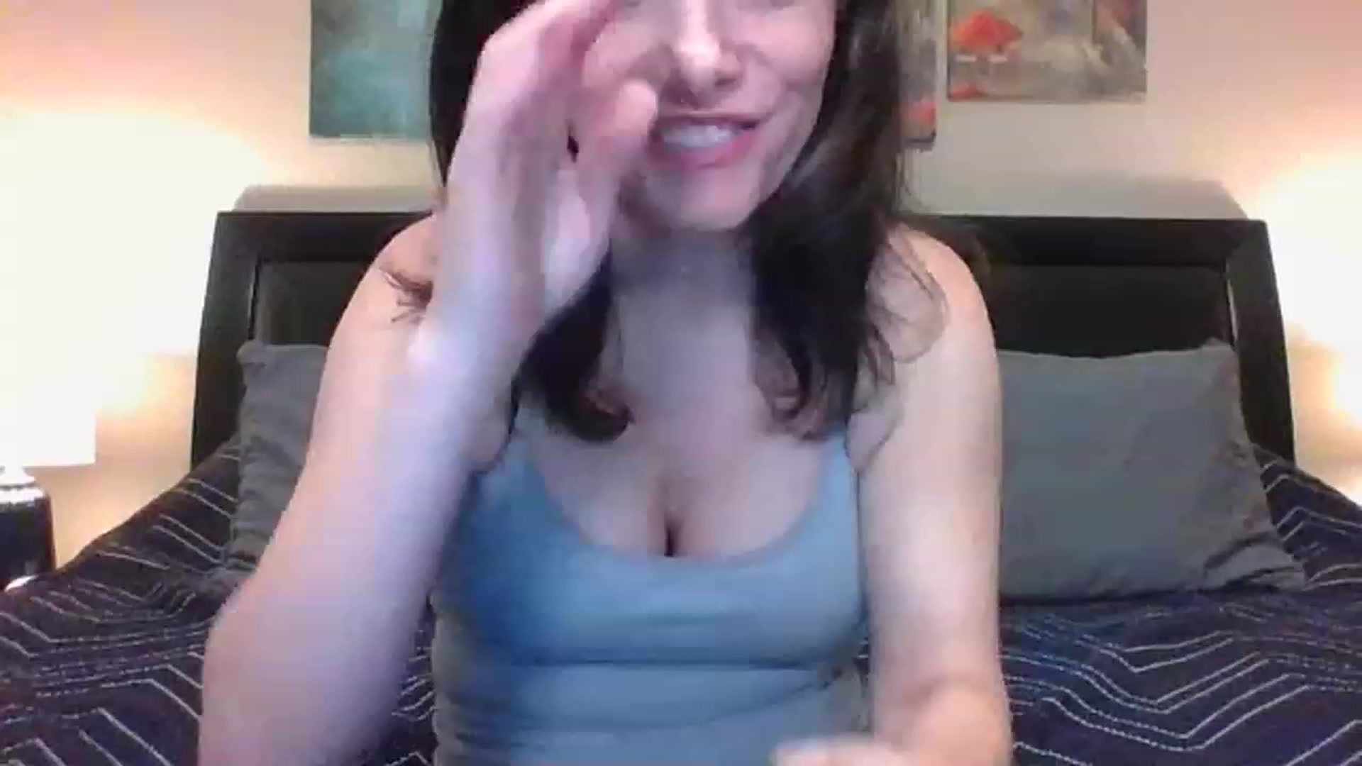 Gallery image thumbnail from LVDOLL's myfreecams stream on, 03/08/2023, 04:04 image 3 of 20