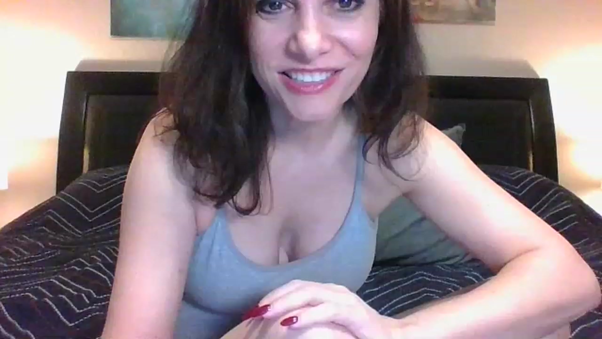 Gallery image thumbnail from LVDOLL's myfreecams stream on, 03/10/2023, 07:54 image 1 of 20