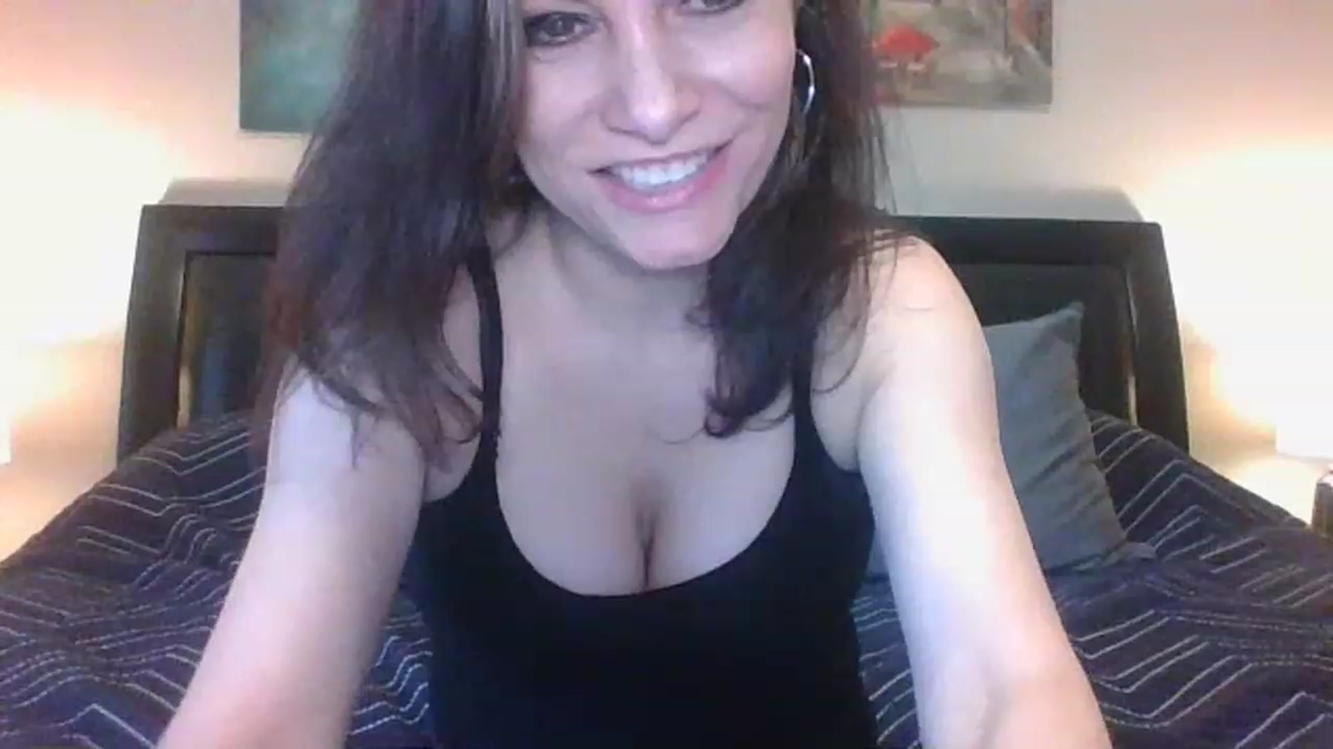 Gallery image thumbnail from LVDOLL's myfreecams stream on, 03/13/2023, 20:20 image 13 of 20