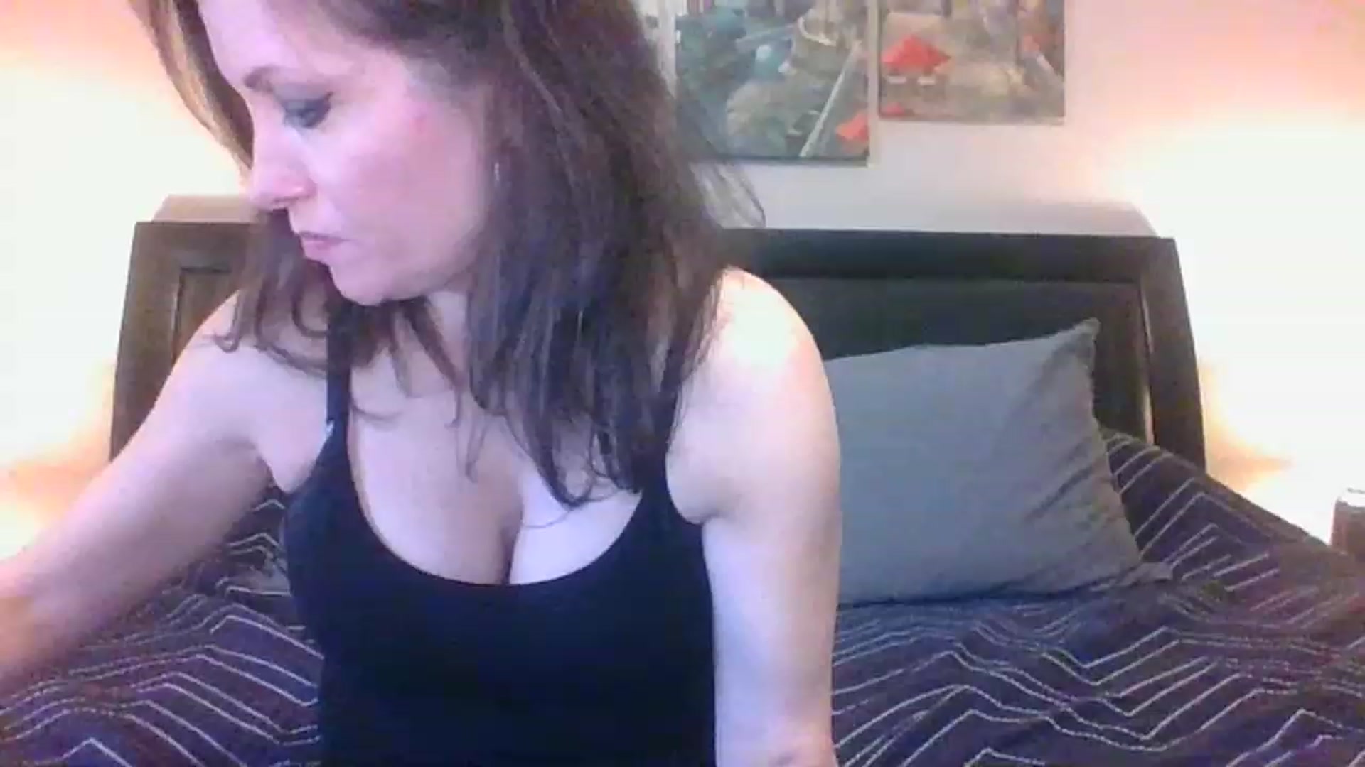 Gallery image thumbnail from LVDOLL's myfreecams stream on, 03/13/2023, 20:20 image 16 of 20