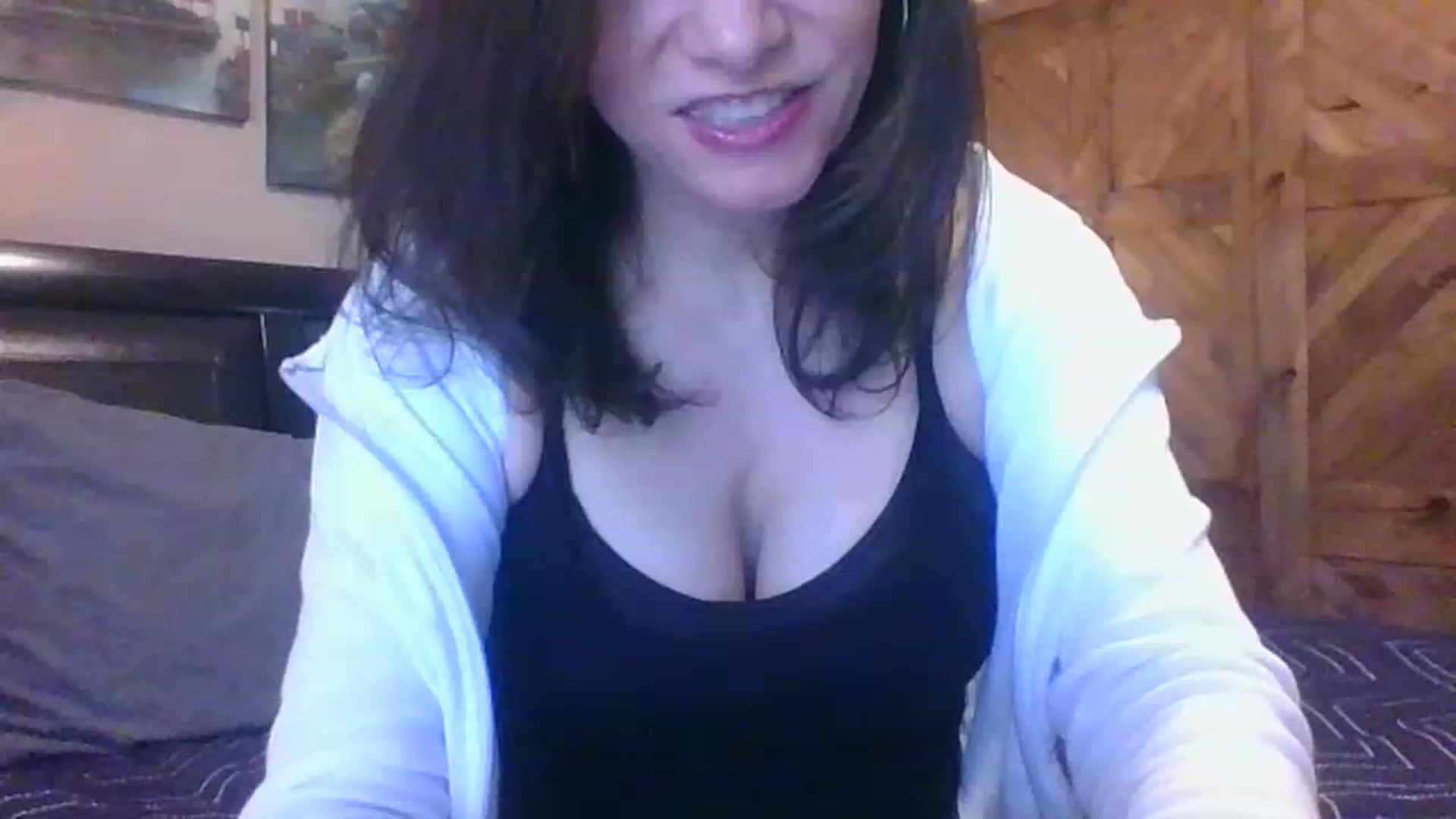 Gallery image thumbnail from LVDOLL's myfreecams stream on, 03/13/2023, 21:36 image 5 of 20