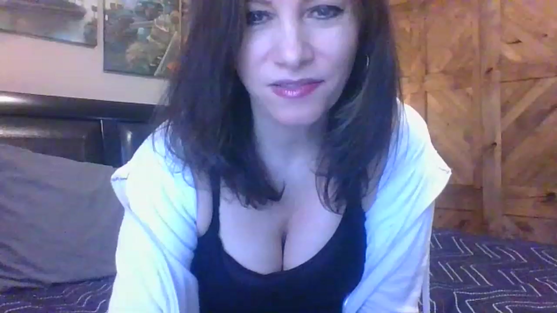 Gallery image thumbnail from LVDOLL's myfreecams stream on, 03/13/2023, 21:36 image 3 of 20