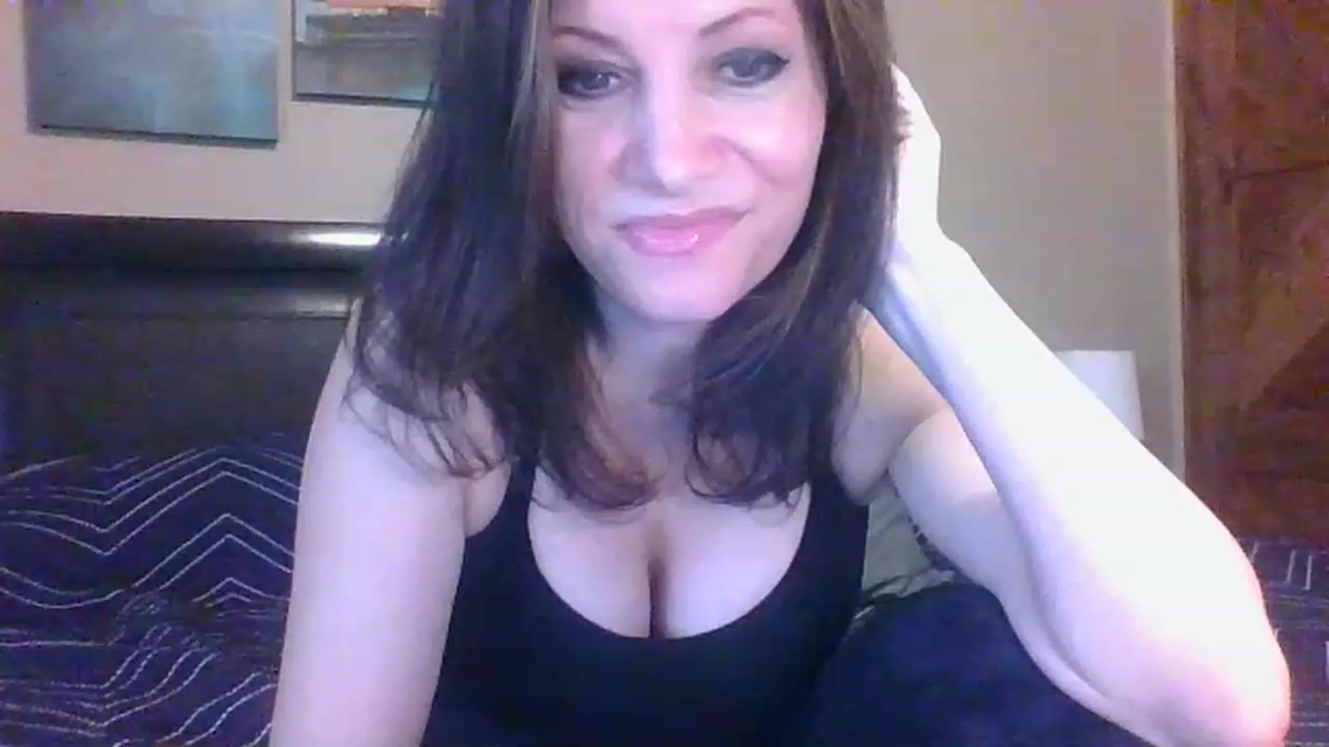 Gallery image thumbnail from LVDOLL's myfreecams stream on, 03/14/2023, 01:13 image 6 of 20