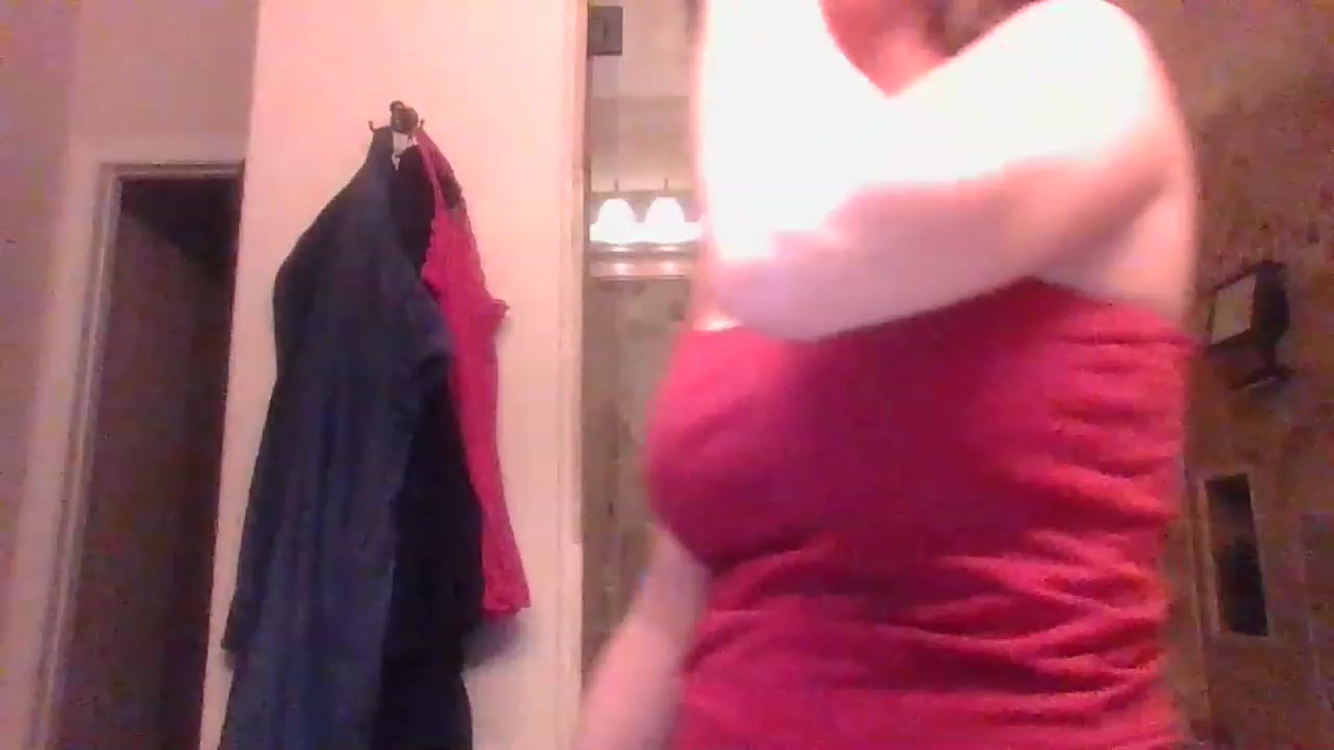Gallery image thumbnail from LVDOLL's myfreecams stream on, 03/16/2023, 03:18 image 11 of 20