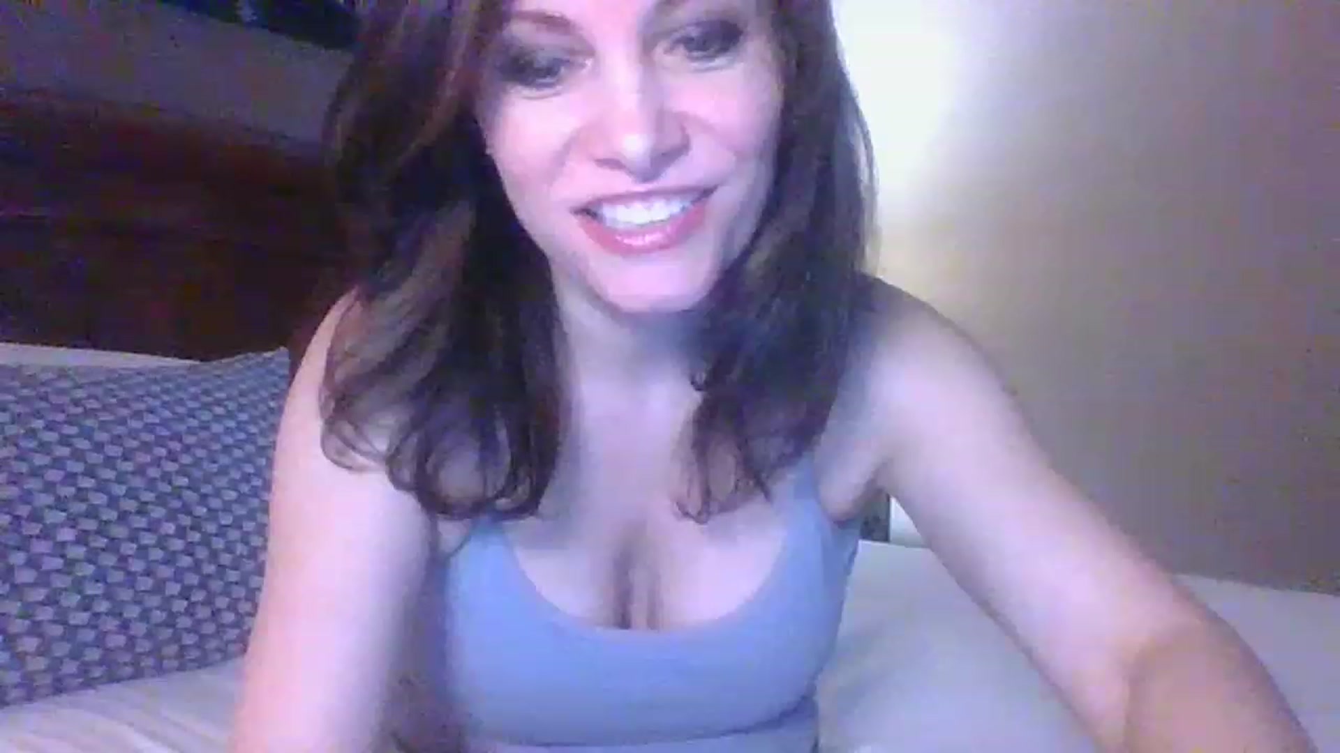 Gallery image thumbnail from LVDOLL's myfreecams stream on, 03/17/2023, 04:50 image 9 of 20