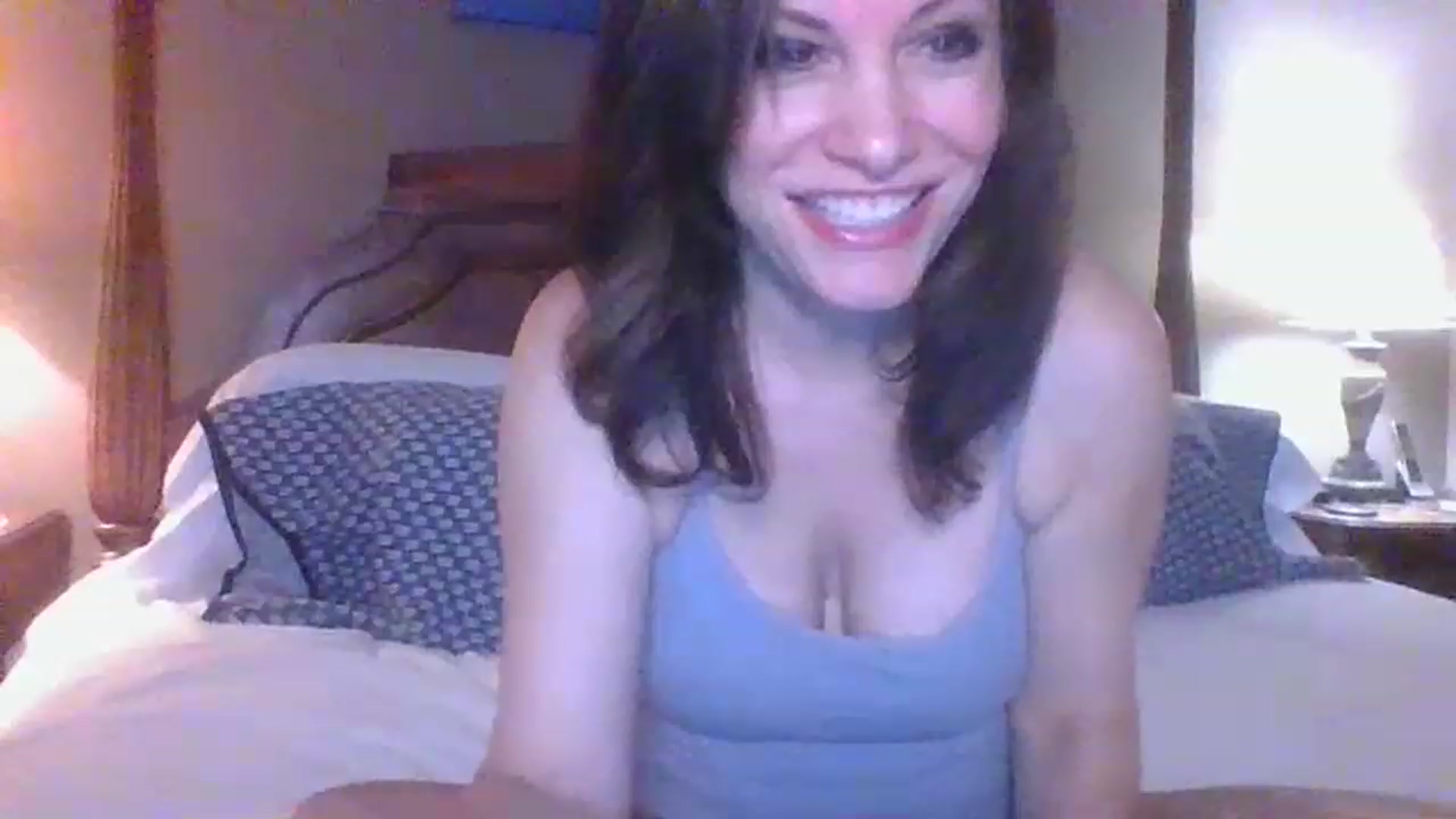 Gallery image thumbnail from LVDOLL's myfreecams stream on, 03/17/2023, 04:50 image 15 of 20