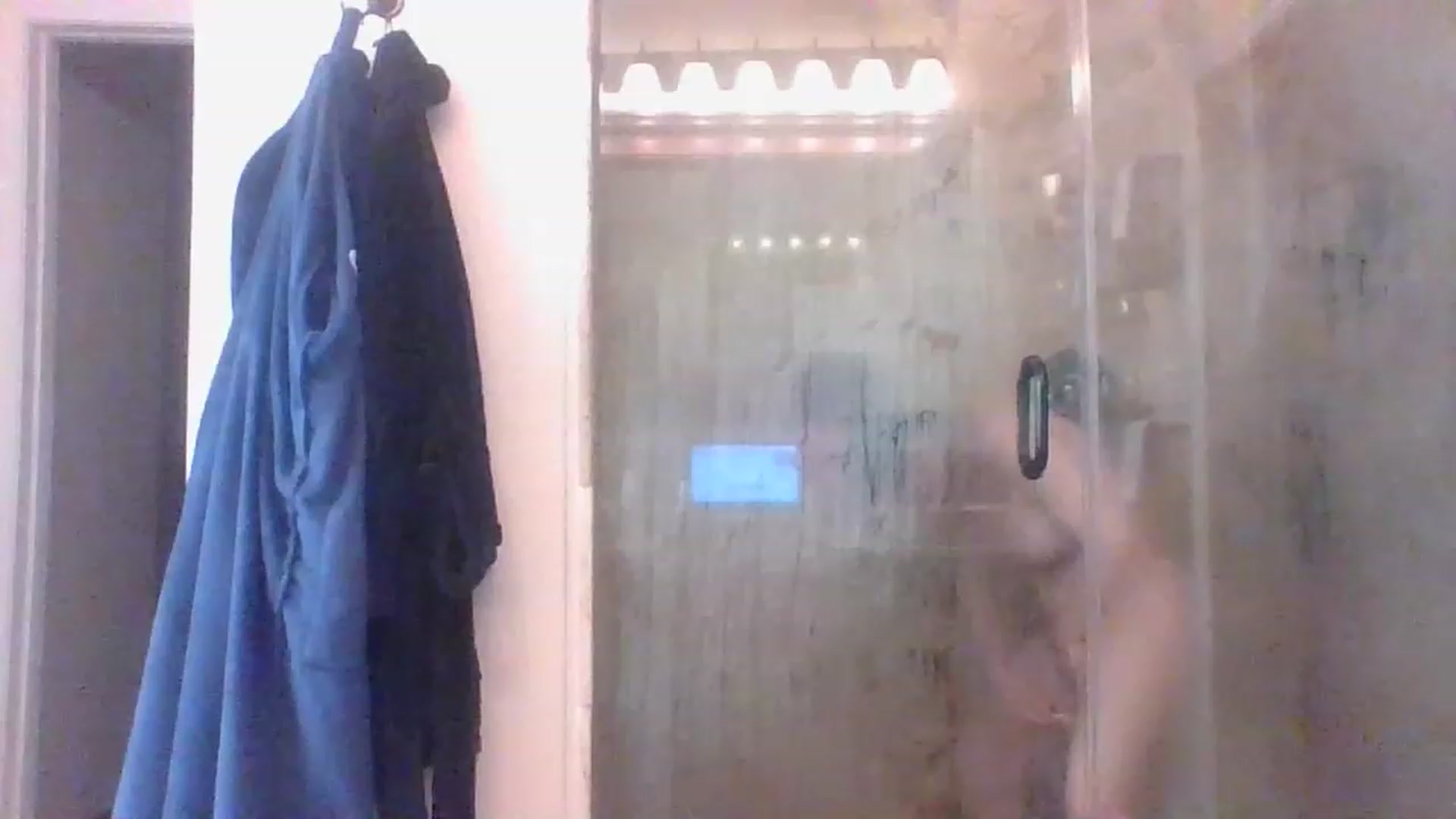 Gallery image thumbnail from LVDOLL's myfreecams stream on, 03/17/2023, 17:50 image 2 of 20