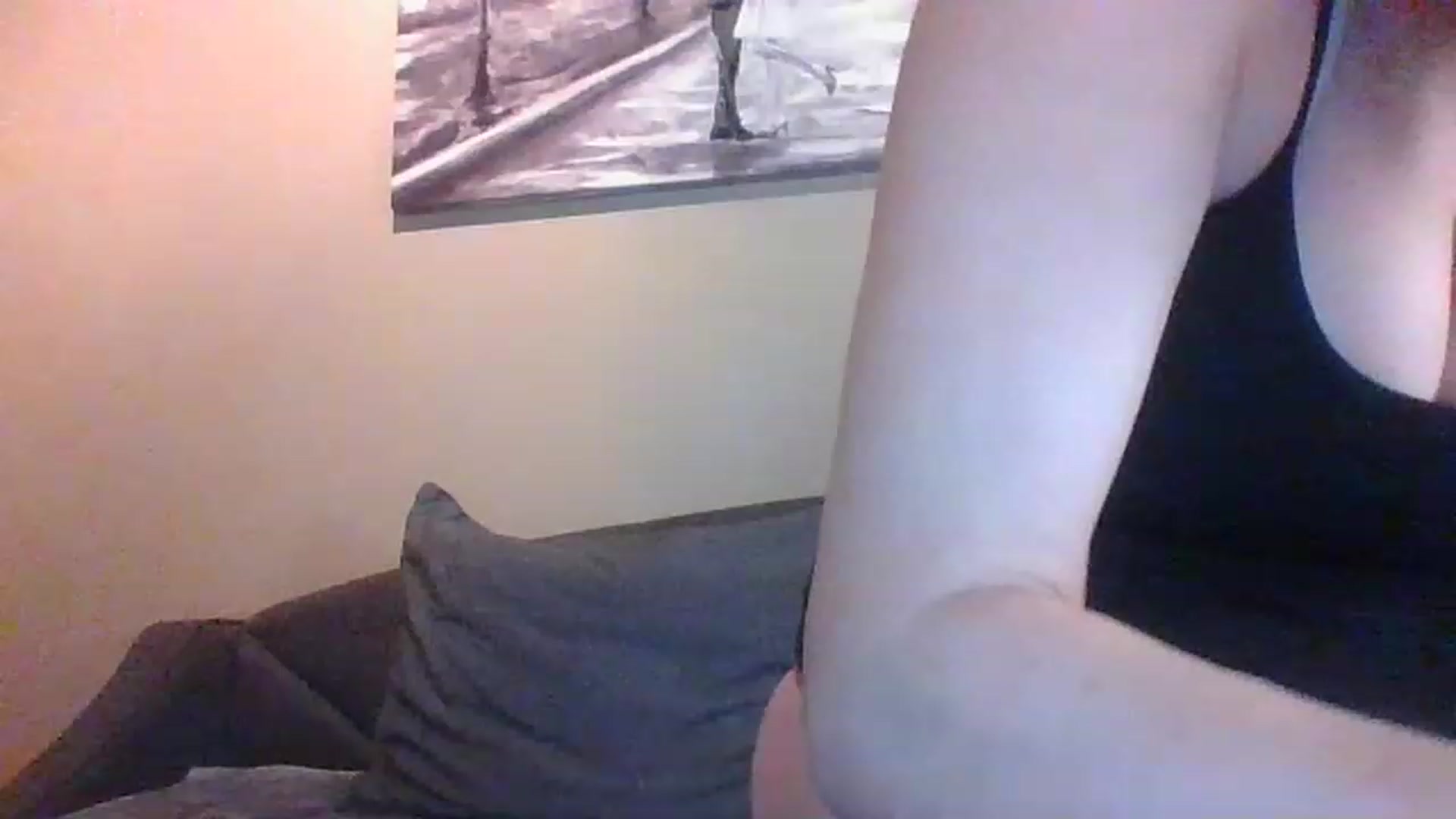 Gallery image thumbnail from LVDOLL's myfreecams stream on, 03/22/2023, 03:06 image 10 of 20