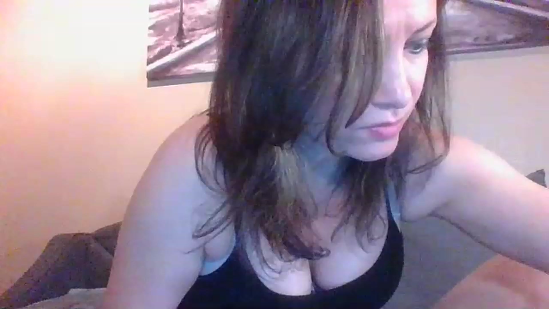 Gallery image thumbnail from LVDOLL's myfreecams stream on, 03/22/2023, 03:06 image 8 of 20