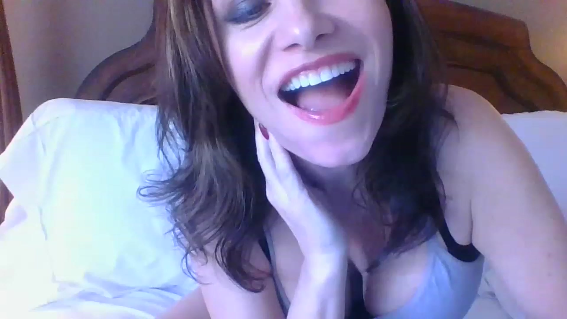 Gallery image thumbnail from LVDOLL's myfreecams stream on, 03/23/2023, 24:36 image 12 of 20