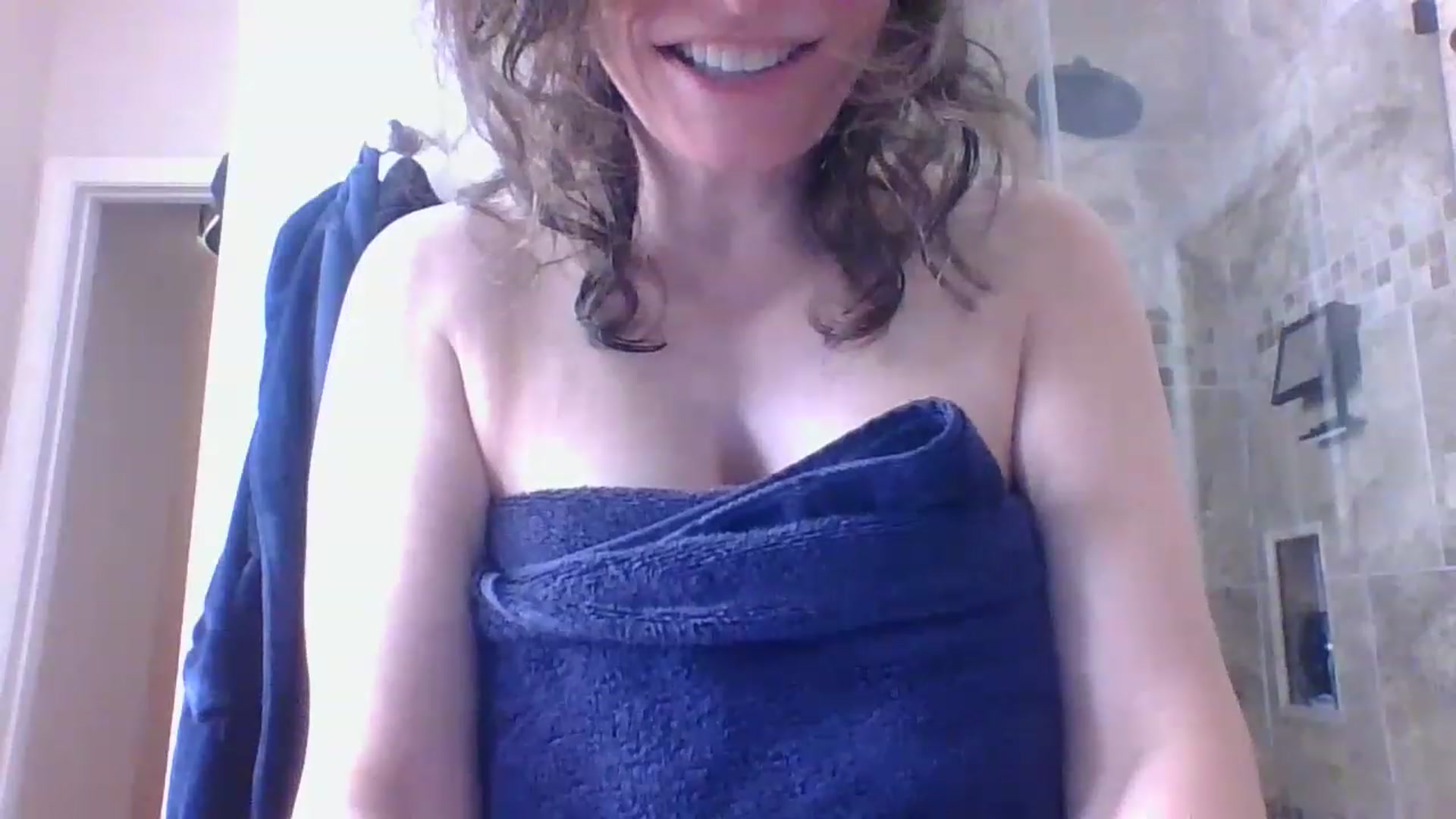Gallery image thumbnail from LVDOLL's myfreecams stream on, 03/26/2023, 18:42 image 8 of 20