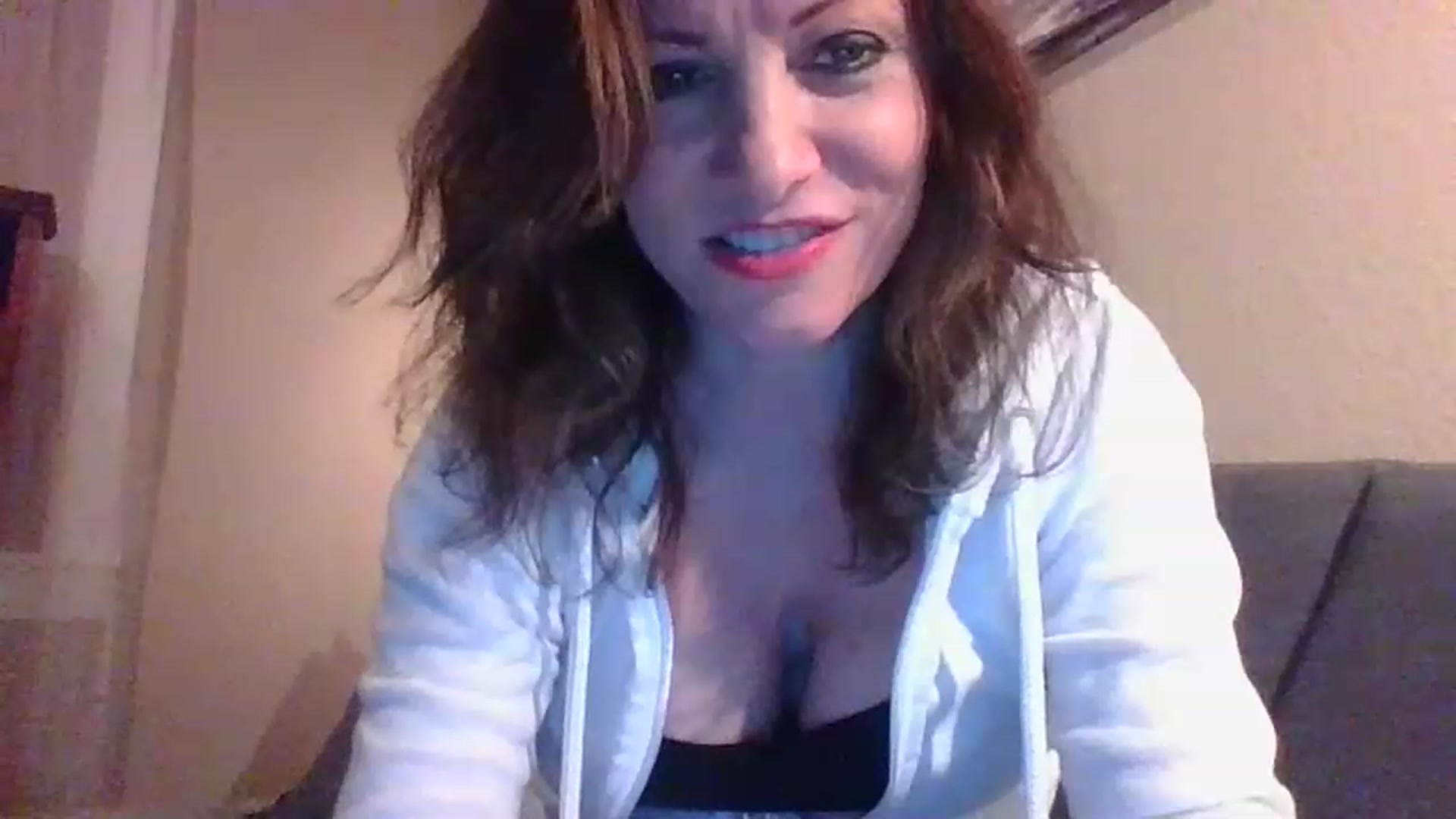 Gallery image thumbnail from LVDOLL's myfreecams stream on, 03/28/2023, 04:26 image 16 of 20