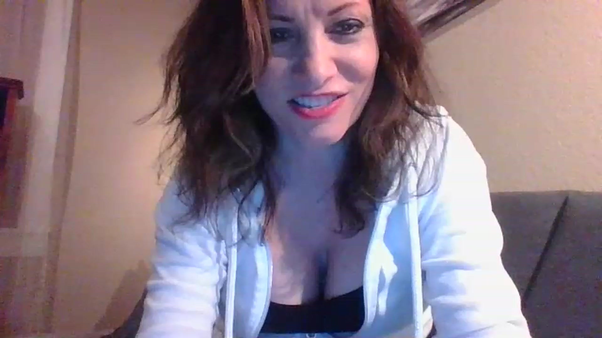 Gallery image thumbnail from LVDOLL's myfreecams stream on, 03/28/2023, 04:26 image 14 of 20