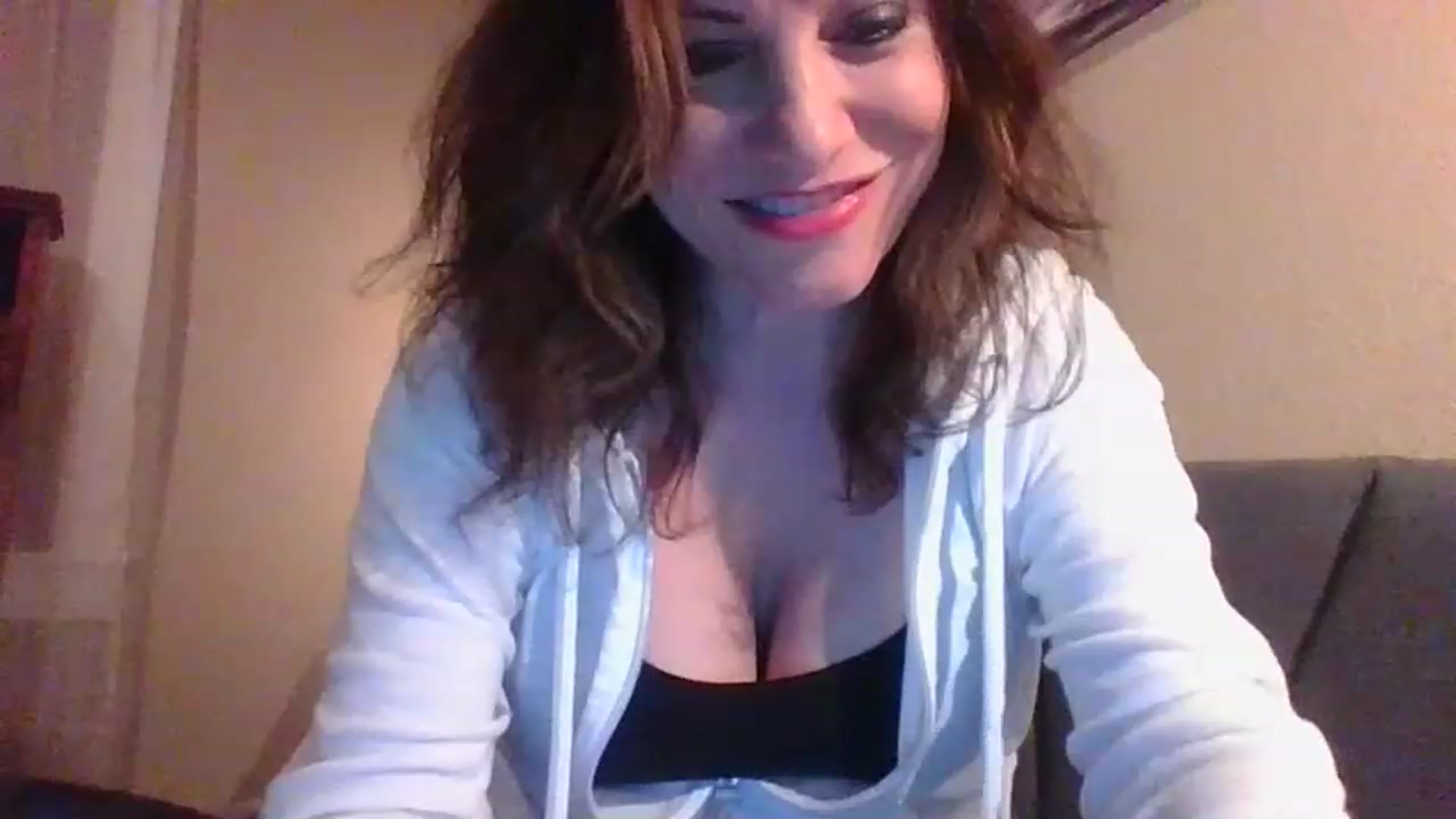 Gallery image thumbnail from LVDOLL's myfreecams stream on, 03/28/2023, 04:26 image 17 of 20
