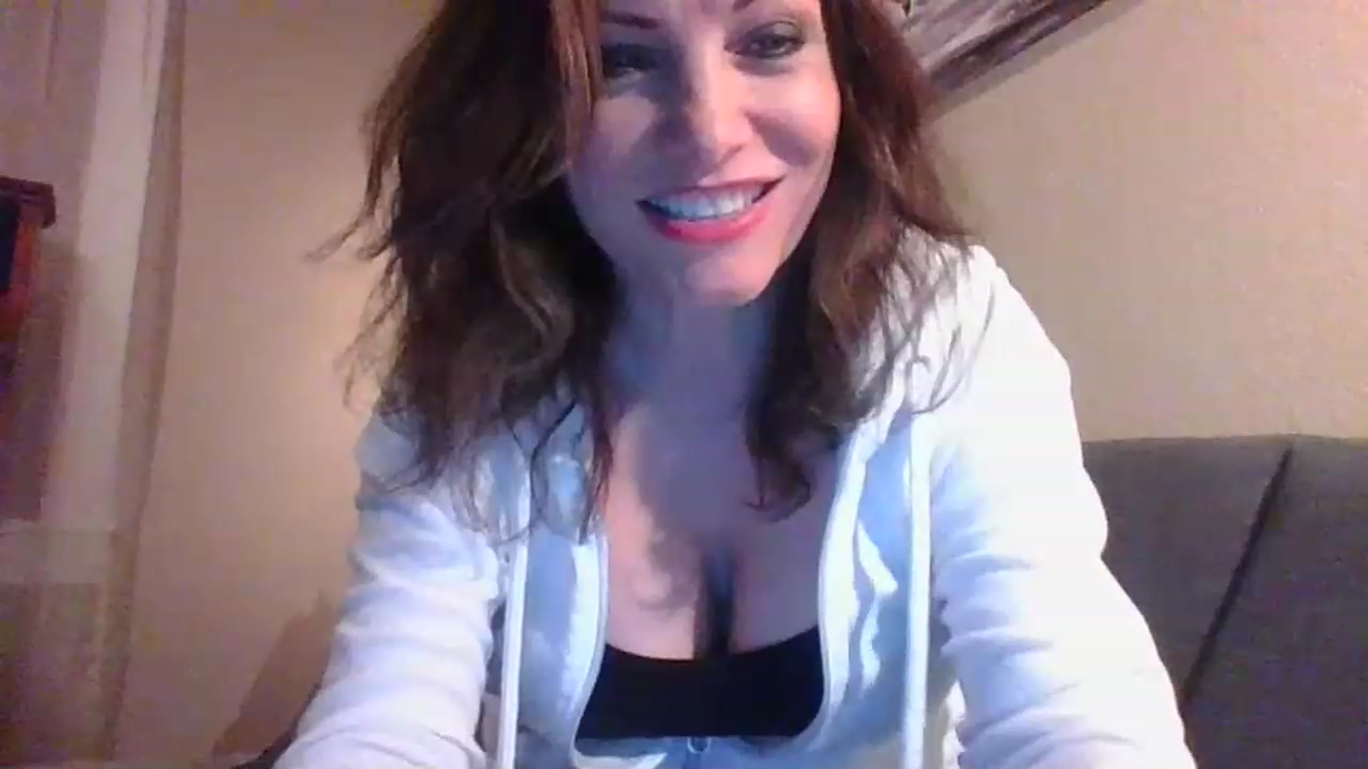 Gallery image thumbnail from LVDOLL's myfreecams stream on, 03/28/2023, 04:26 image 13 of 20