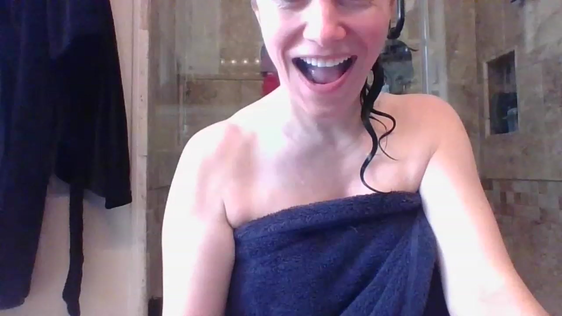 Gallery image thumbnail from LVDOLL's myfreecams stream on, 03/28/2023, 18:01 image 12 of 20