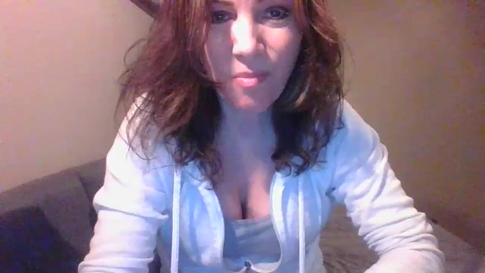 Gallery image thumbnail from LVDOLL's myfreecams stream on, 03/30/2023, 01:55 image 6 of 20