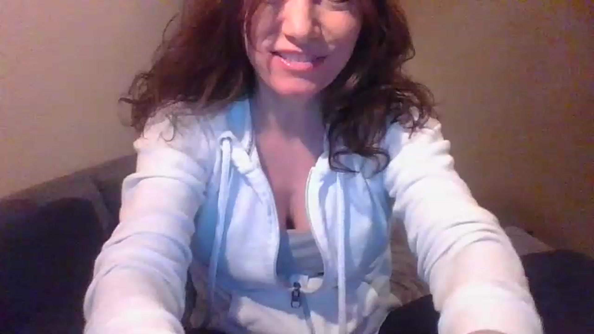 Gallery image thumbnail from LVDOLL's myfreecams stream on, 03/30/2023, 01:55 image 10 of 20