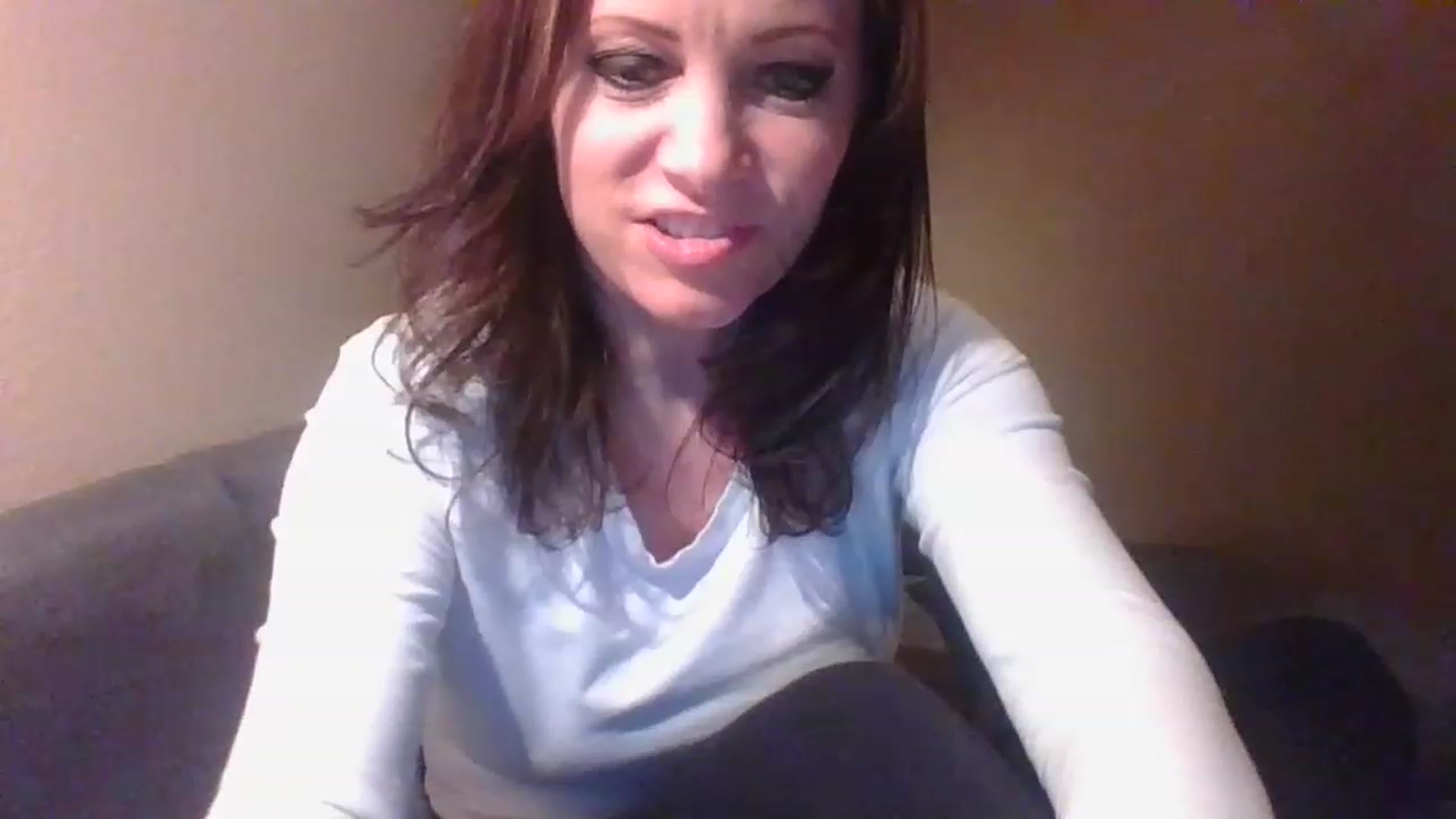 Gallery image thumbnail from LVDOLL's myfreecams stream on, 03/31/2023, 04:28 image 10 of 20