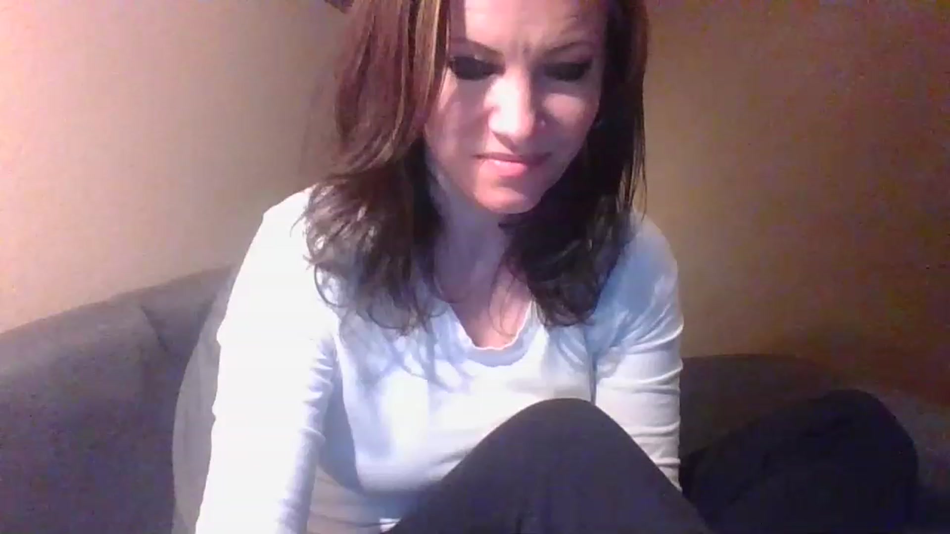 Gallery image thumbnail from LVDOLL's myfreecams stream on, 03/31/2023, 04:28 image 4 of 20