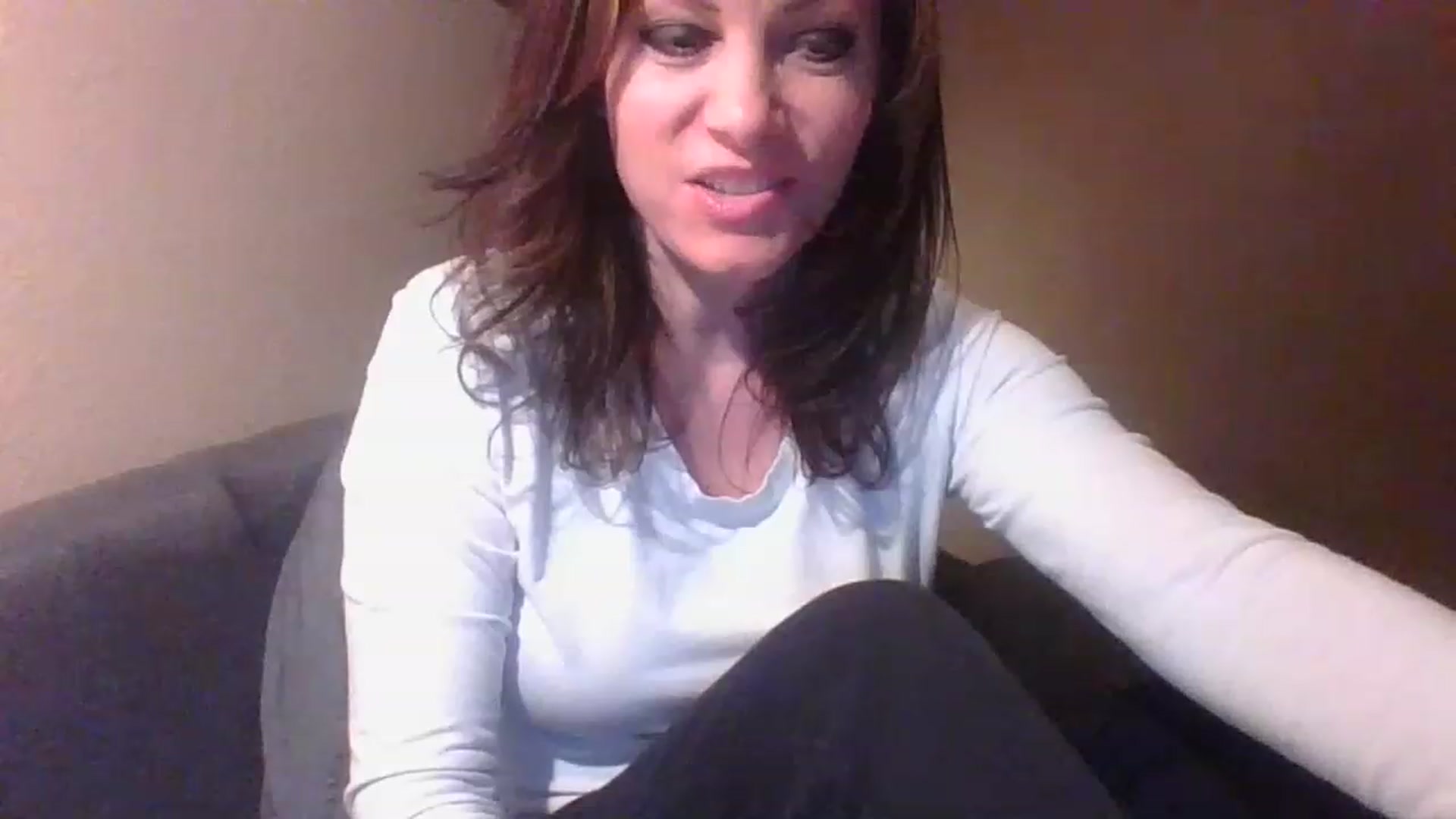 Gallery image thumbnail from LVDOLL's myfreecams stream on, 03/31/2023, 04:28 image 6 of 20