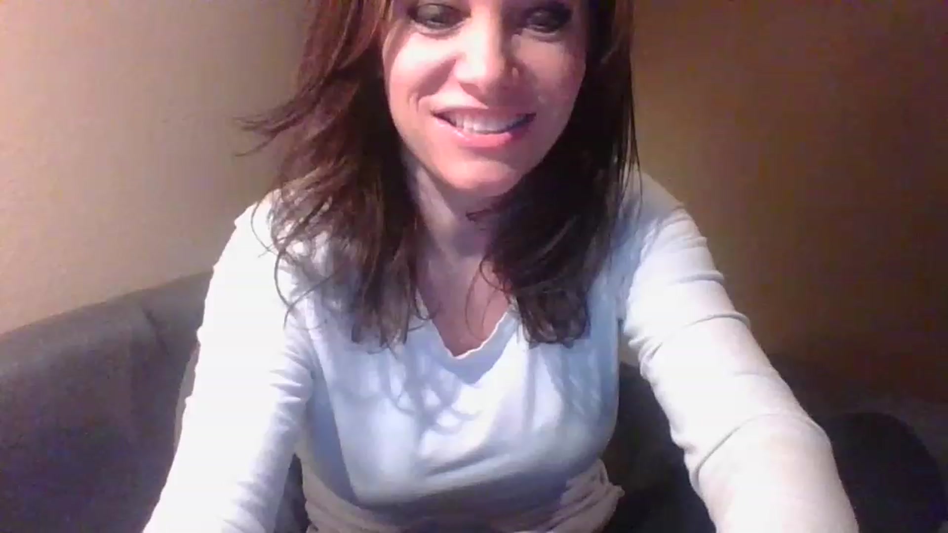 Gallery image thumbnail from LVDOLL's myfreecams stream on, 03/31/2023, 04:28 image 5 of 20