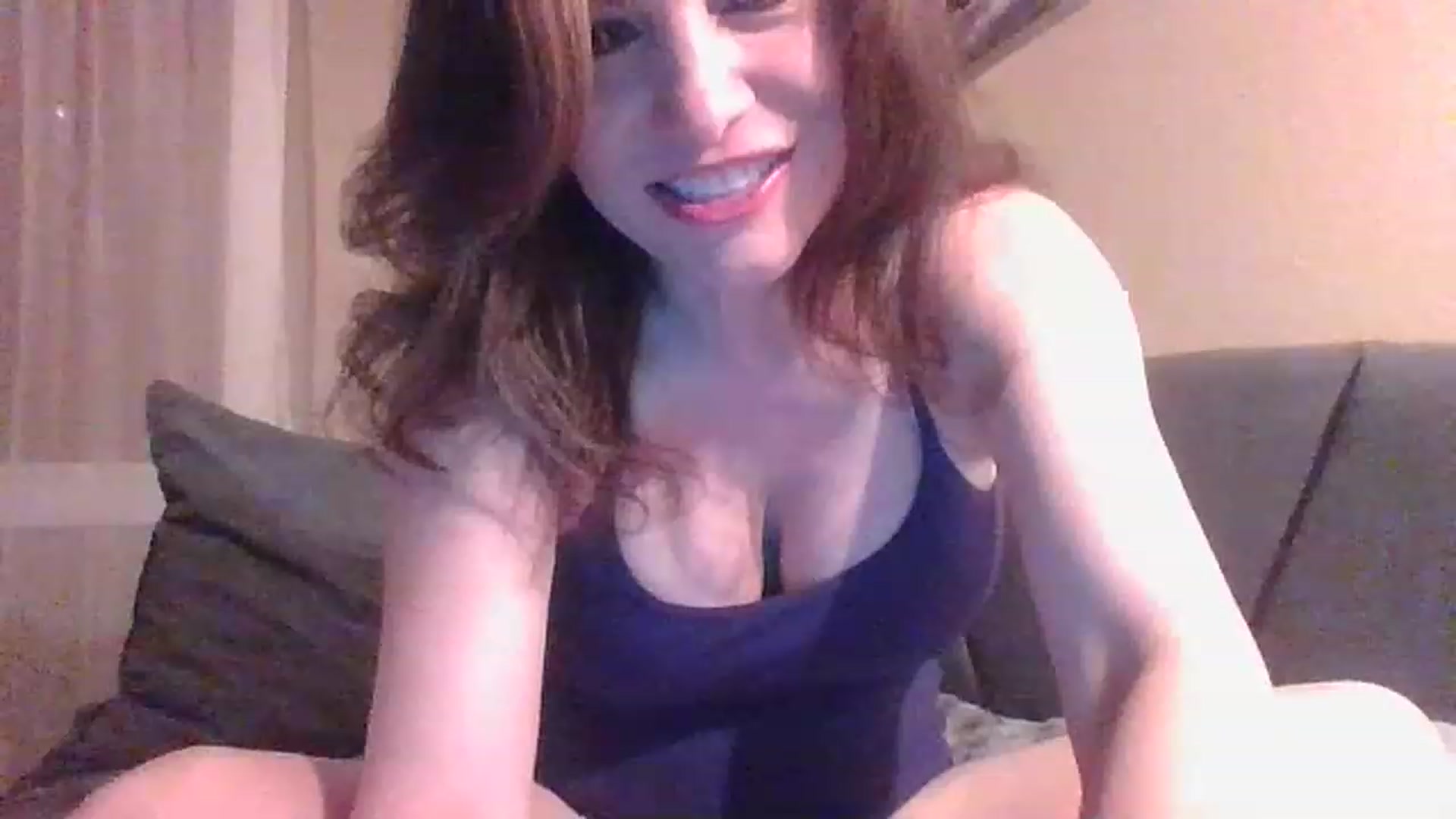 Gallery image thumbnail from LVDOLL's myfreecams stream on, 04/03/2023, 03:29 image 16 of 20