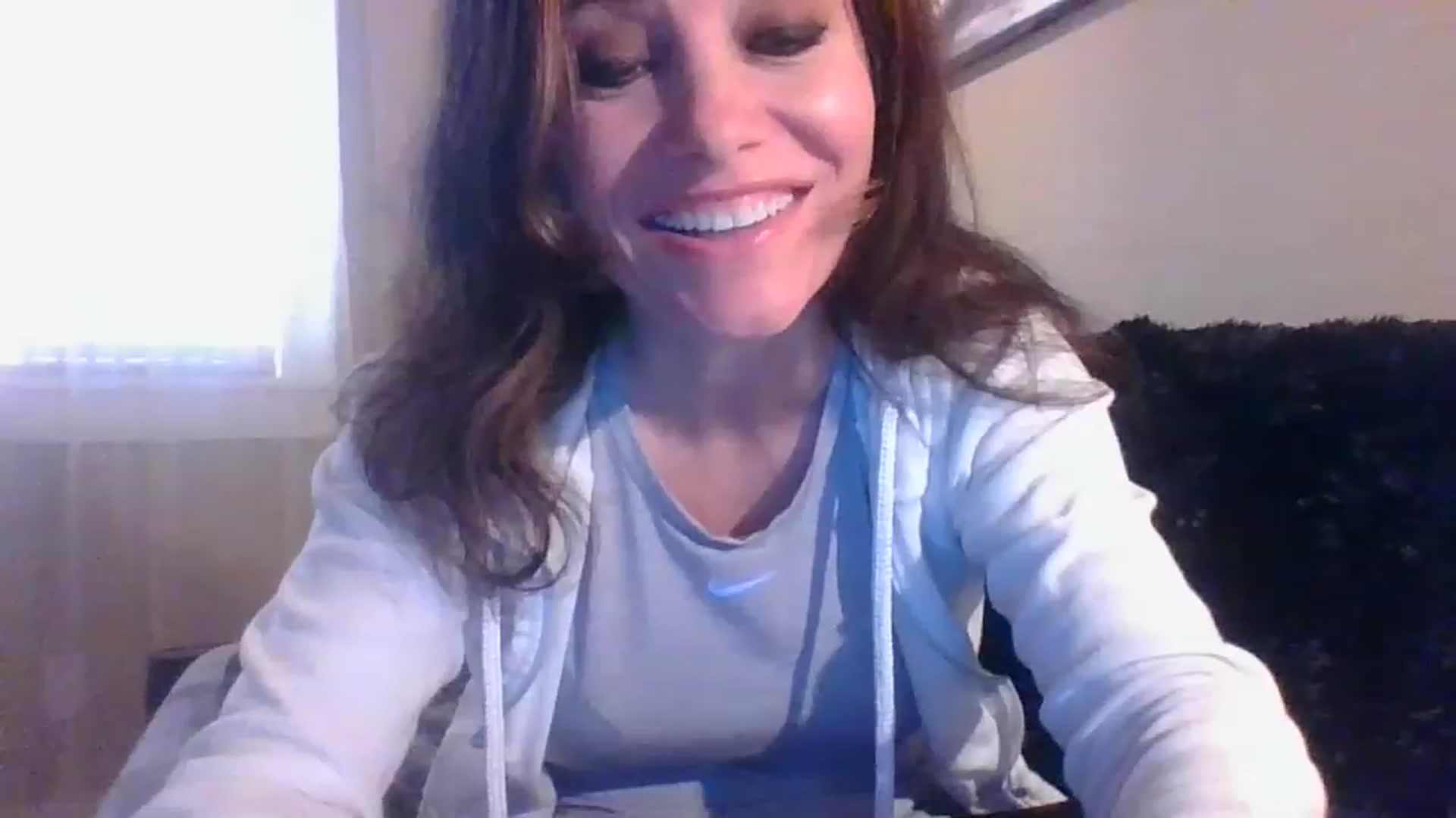 Gallery image thumbnail from LVDOLL's myfreecams stream on, 04/07/2023, 23:53 image 10 of 20