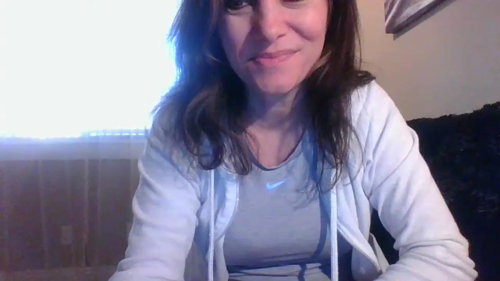 Gallery image thumbnail from LVDOLL's myfreecams stream on, 04/08/2023, 24:27 image 4 of 20