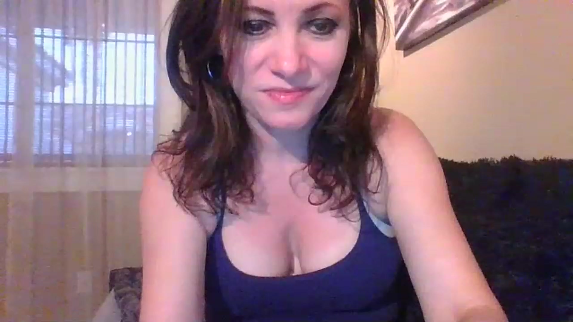 Gallery image thumbnail from LVDOLL's myfreecams stream on, 04/17/2023, 02:54 image 3 of 20