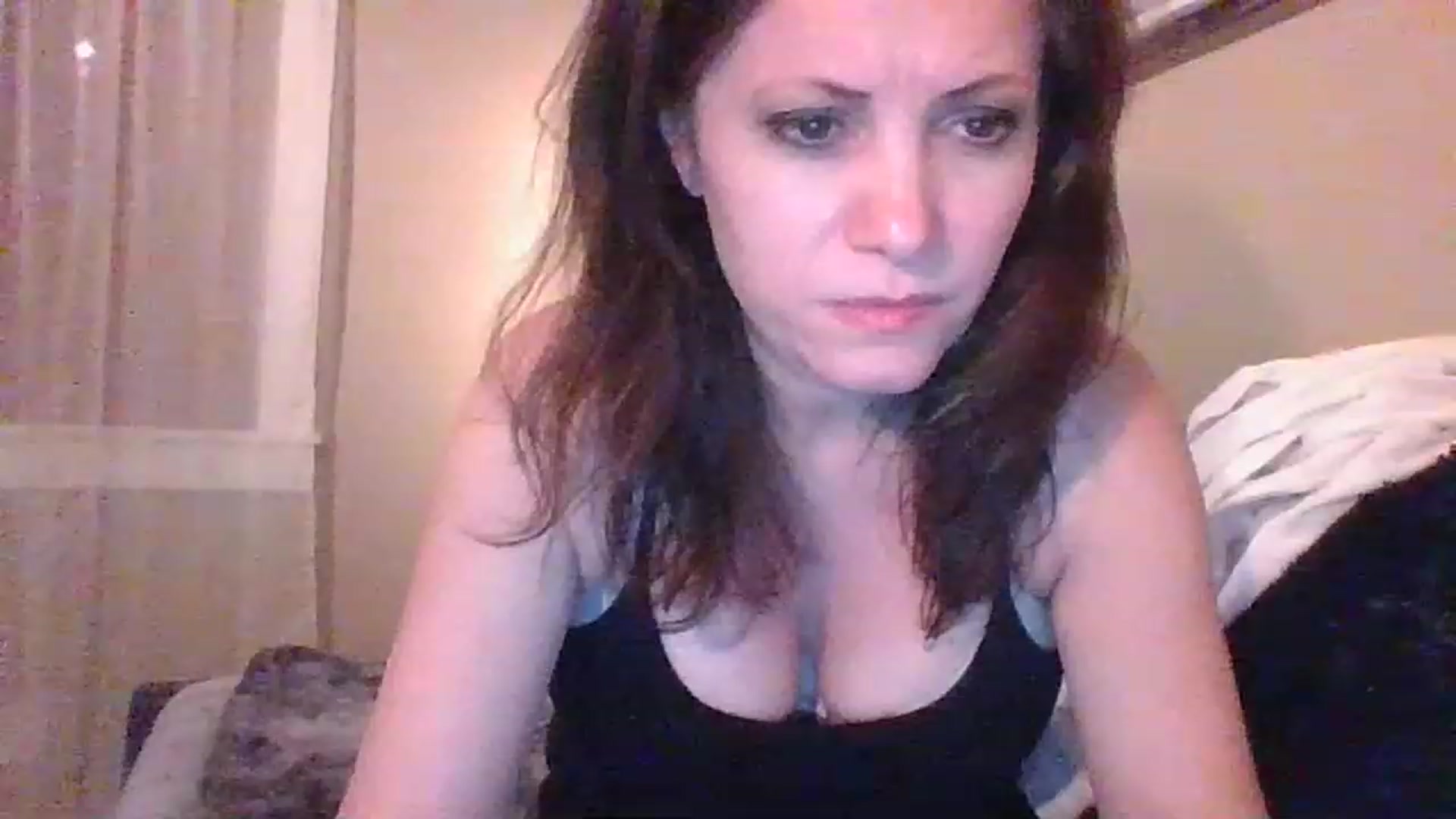 Gallery image thumbnail from LVDOLL's myfreecams stream on, 04/19/2023, 05:50 image 16 of 20