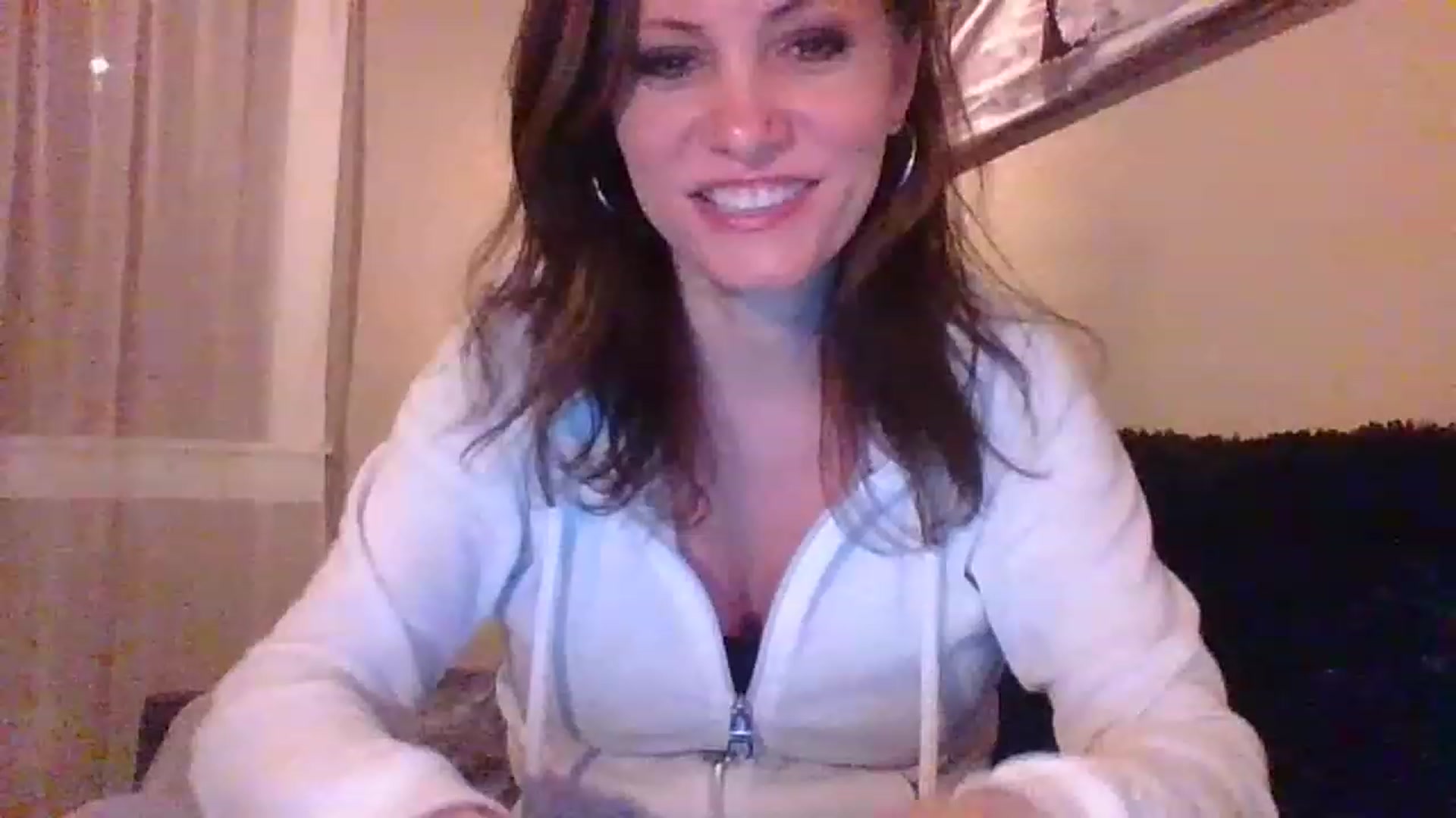 Gallery image thumbnail from LVDOLL's myfreecams stream on, 04/19/2023, 05:50 image 7 of 20