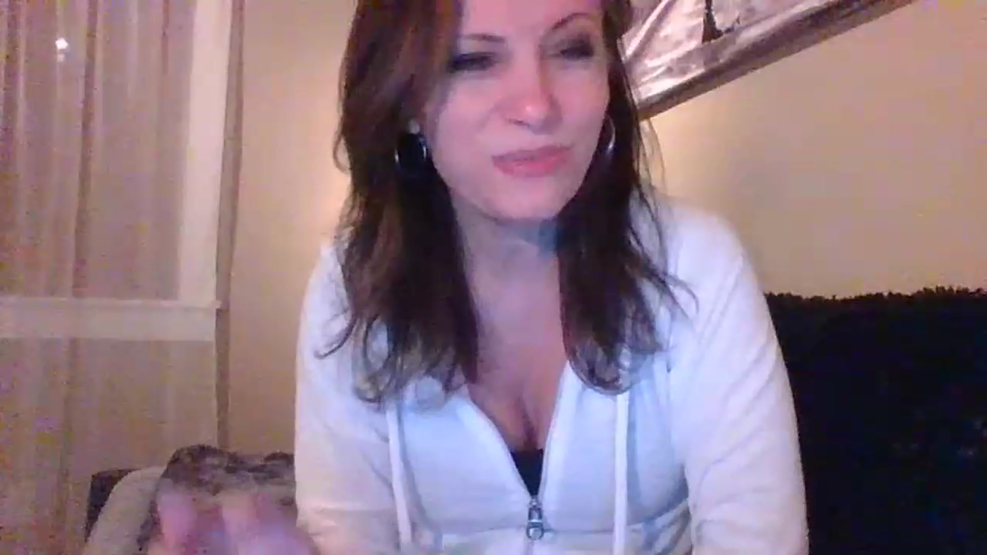 Gallery image thumbnail from LVDOLL's myfreecams stream on, 04/19/2023, 05:50 image 9 of 20