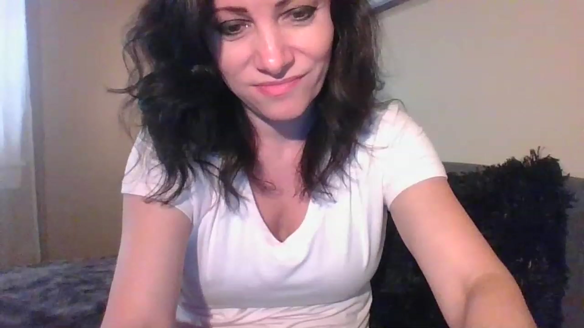 Gallery image thumbnail from LVDOLL's myfreecams stream on, 04/23/2023, 24:10 image 6 of 20