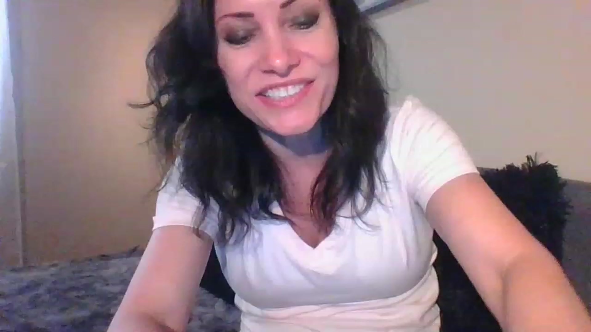 Gallery image thumbnail from LVDOLL's myfreecams stream on, 04/23/2023, 24:10 image 11 of 20