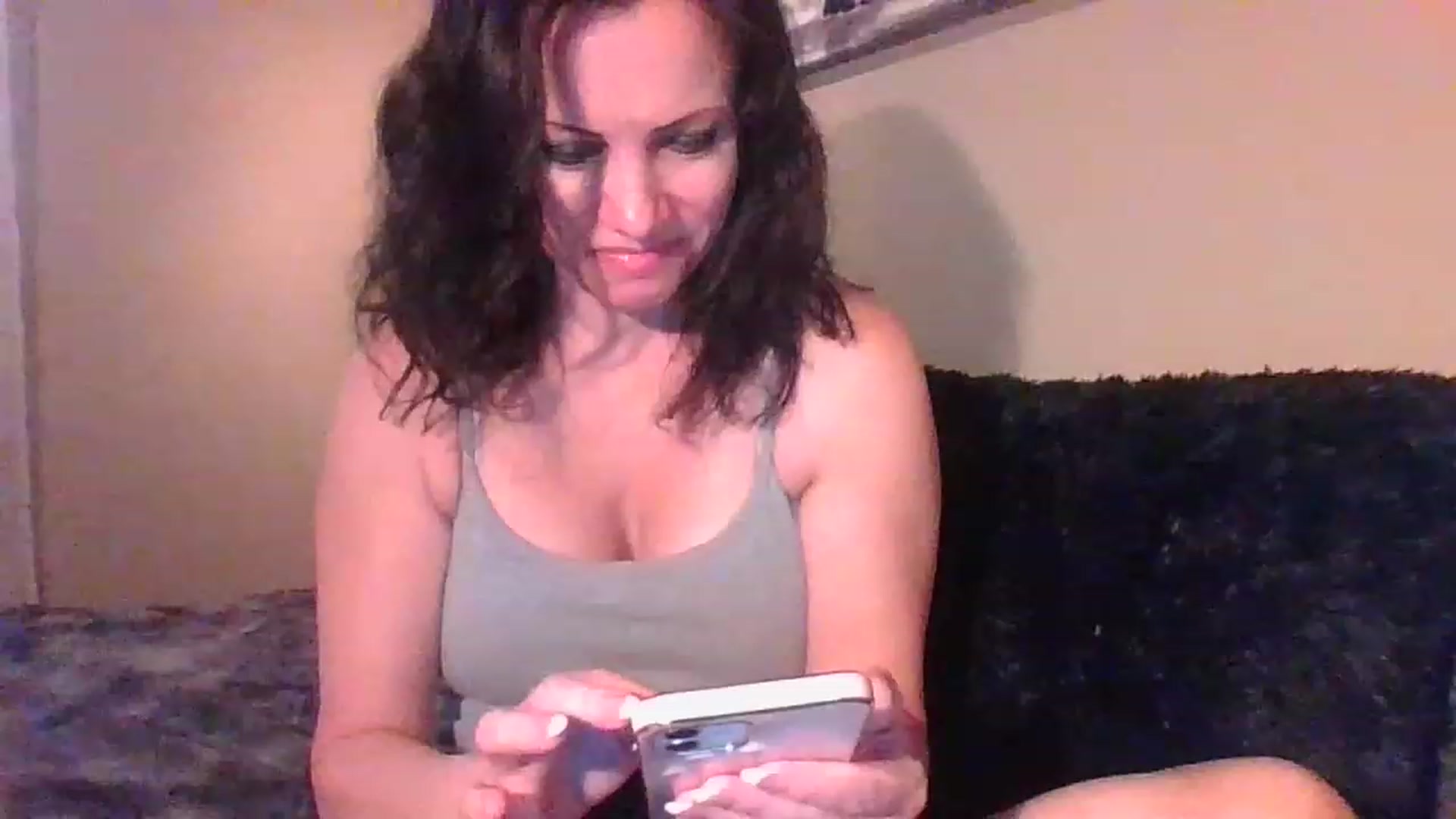 Gallery image thumbnail from LVDOLL's myfreecams stream on, 04/24/2023, 01:57 image 11 of 20