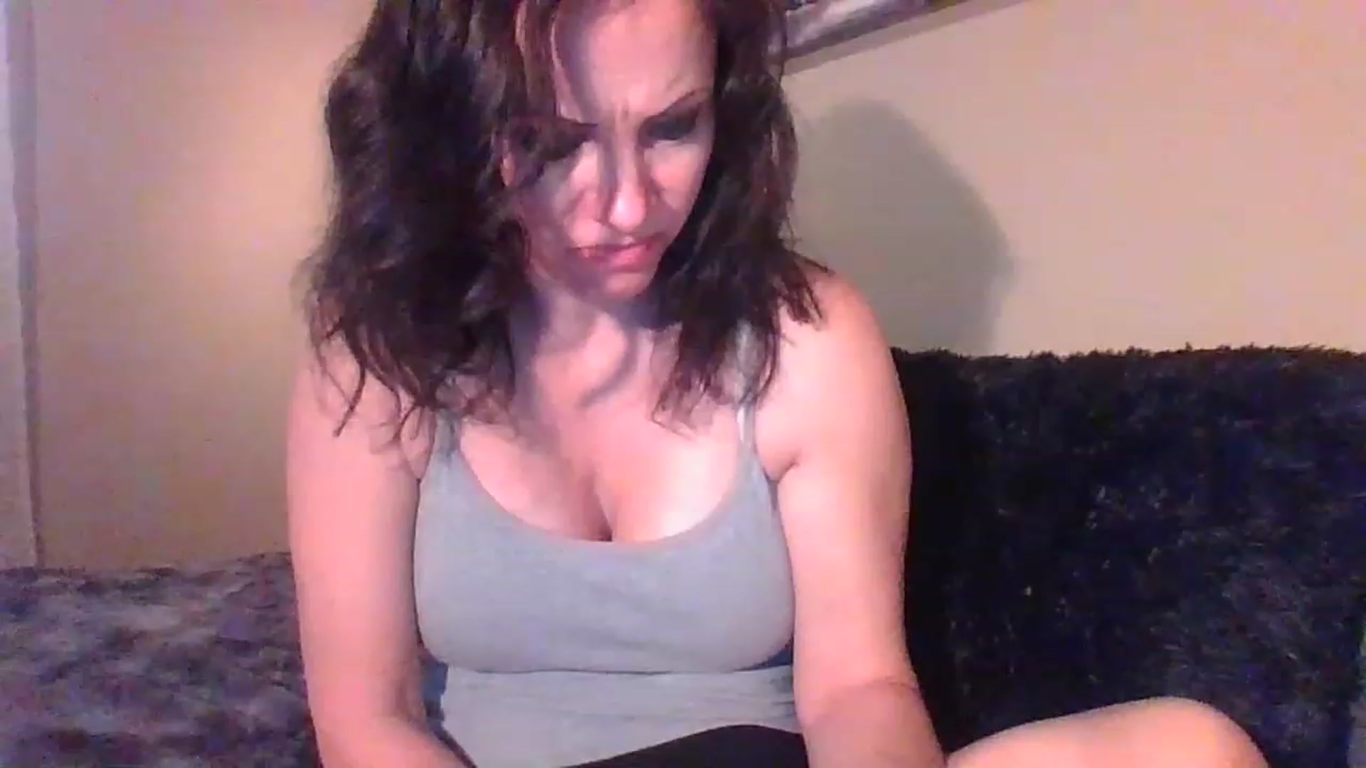 Gallery image thumbnail from LVDOLL's myfreecams stream on, 04/24/2023, 01:57 image 10 of 20