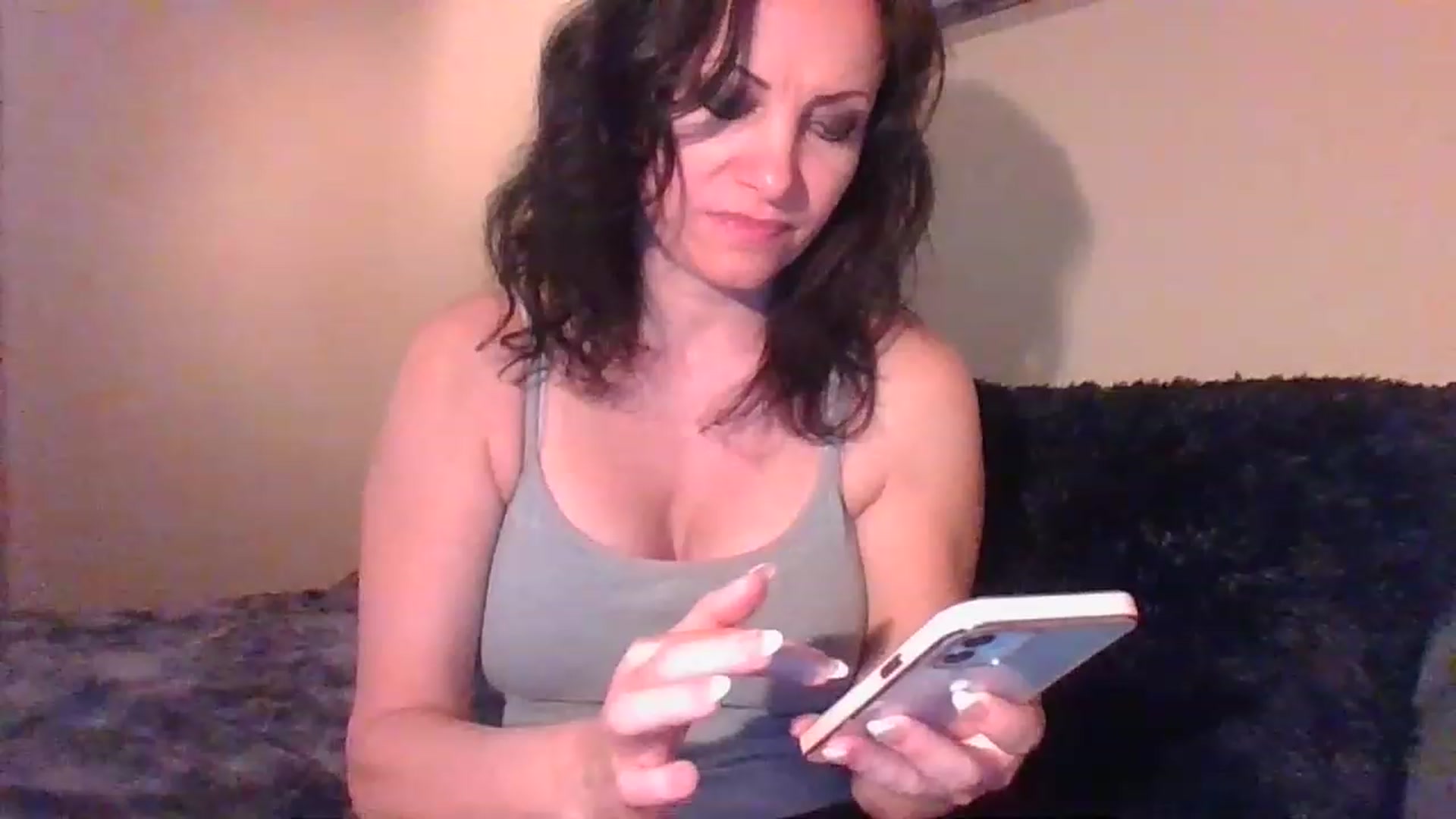 Gallery image thumbnail from LVDOLL's myfreecams stream on, 04/24/2023, 01:57 image 14 of 20